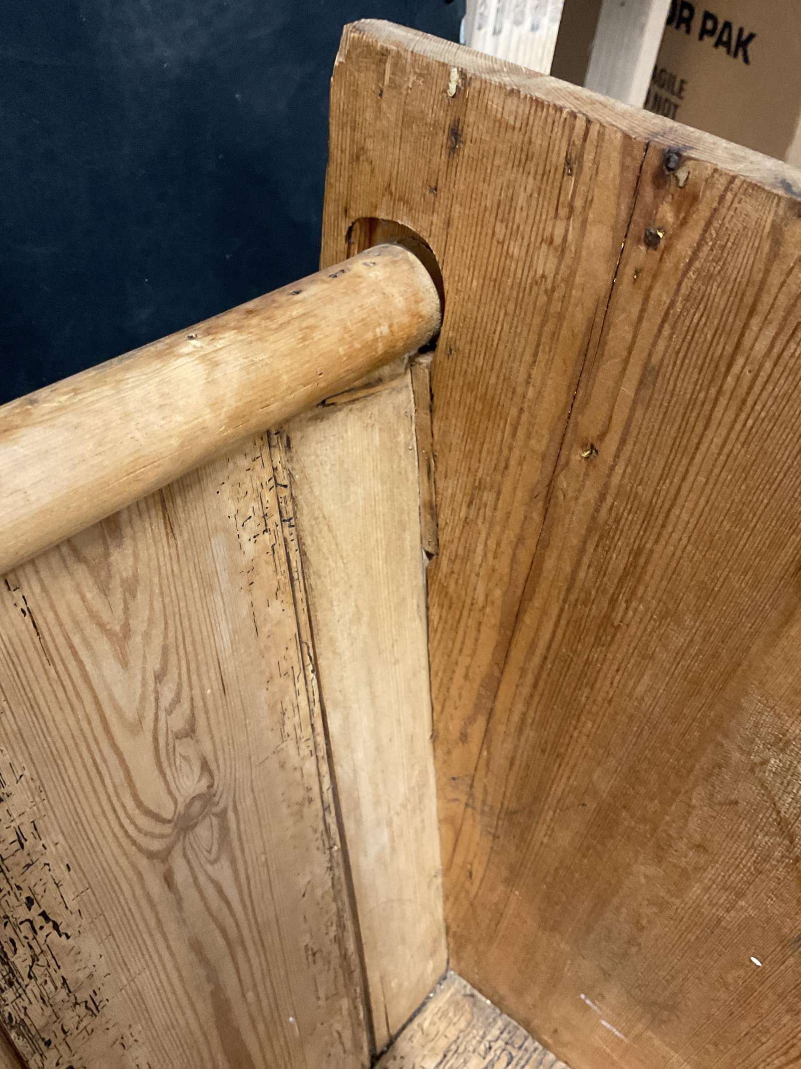 Antique Distressed Pine Settle Bench, Pew - 7