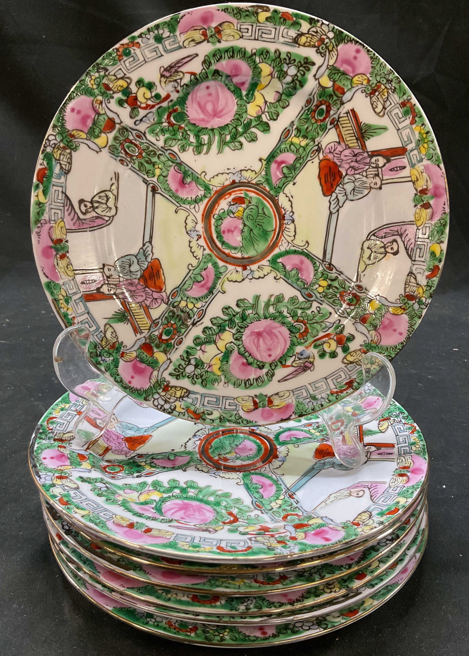Set 7 Chinese Rose Medallion porcelain Plates (1 of 8)