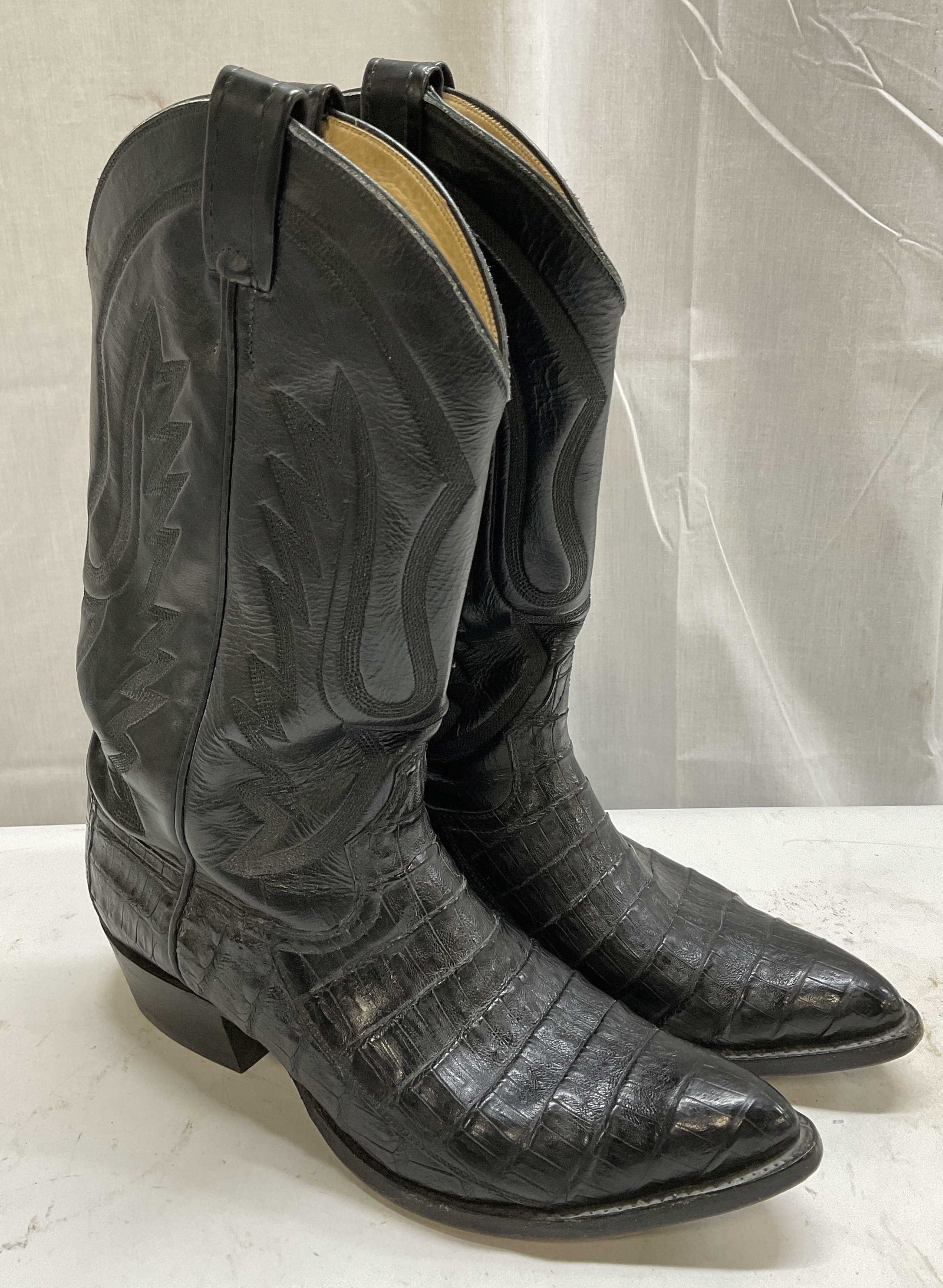 Fort Walker Gen Caiman Leather Cowboy Boots (1 of 8)