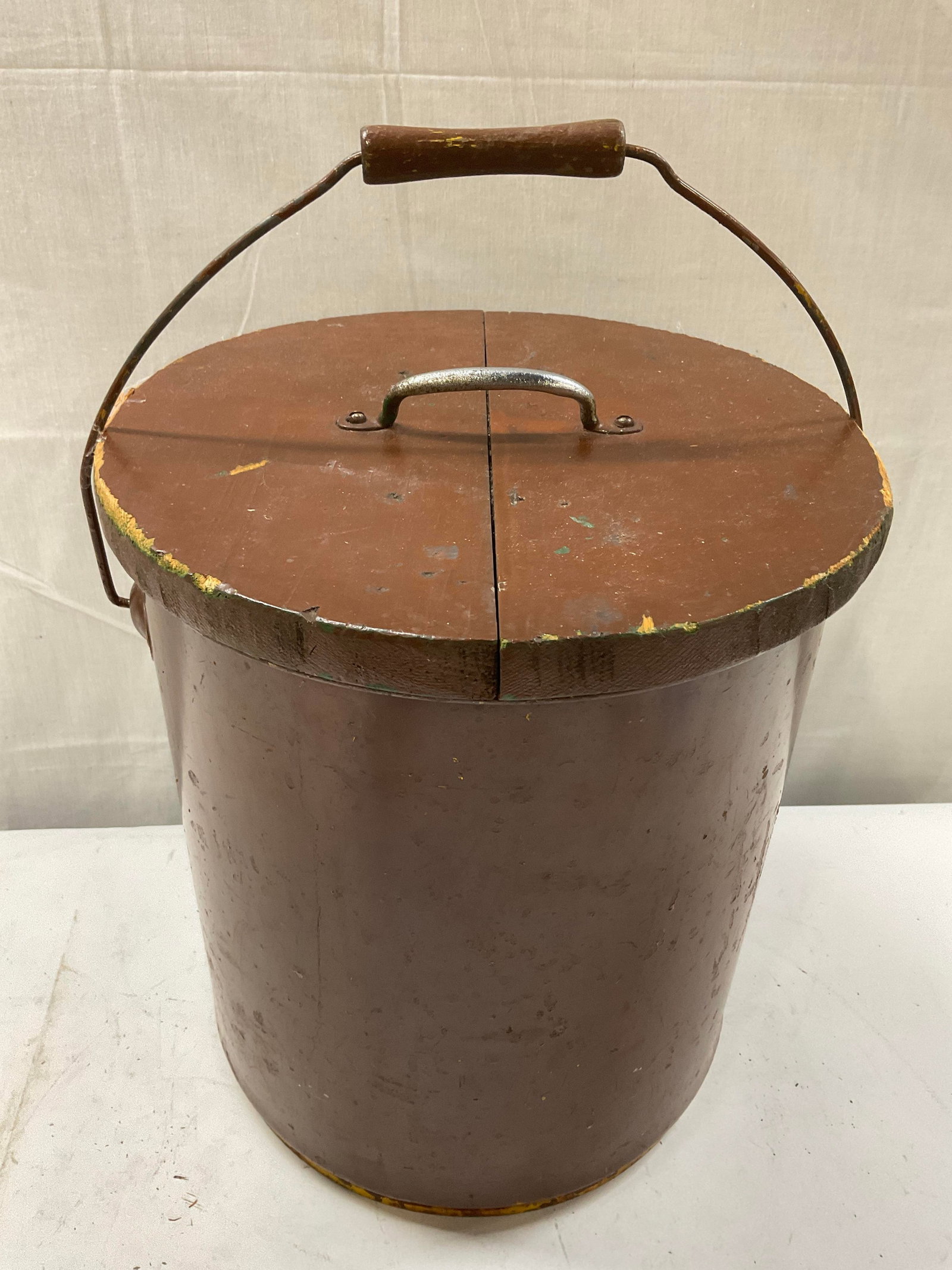 VINTAGE United States Steel Products Shipping Drum (1 of 10)