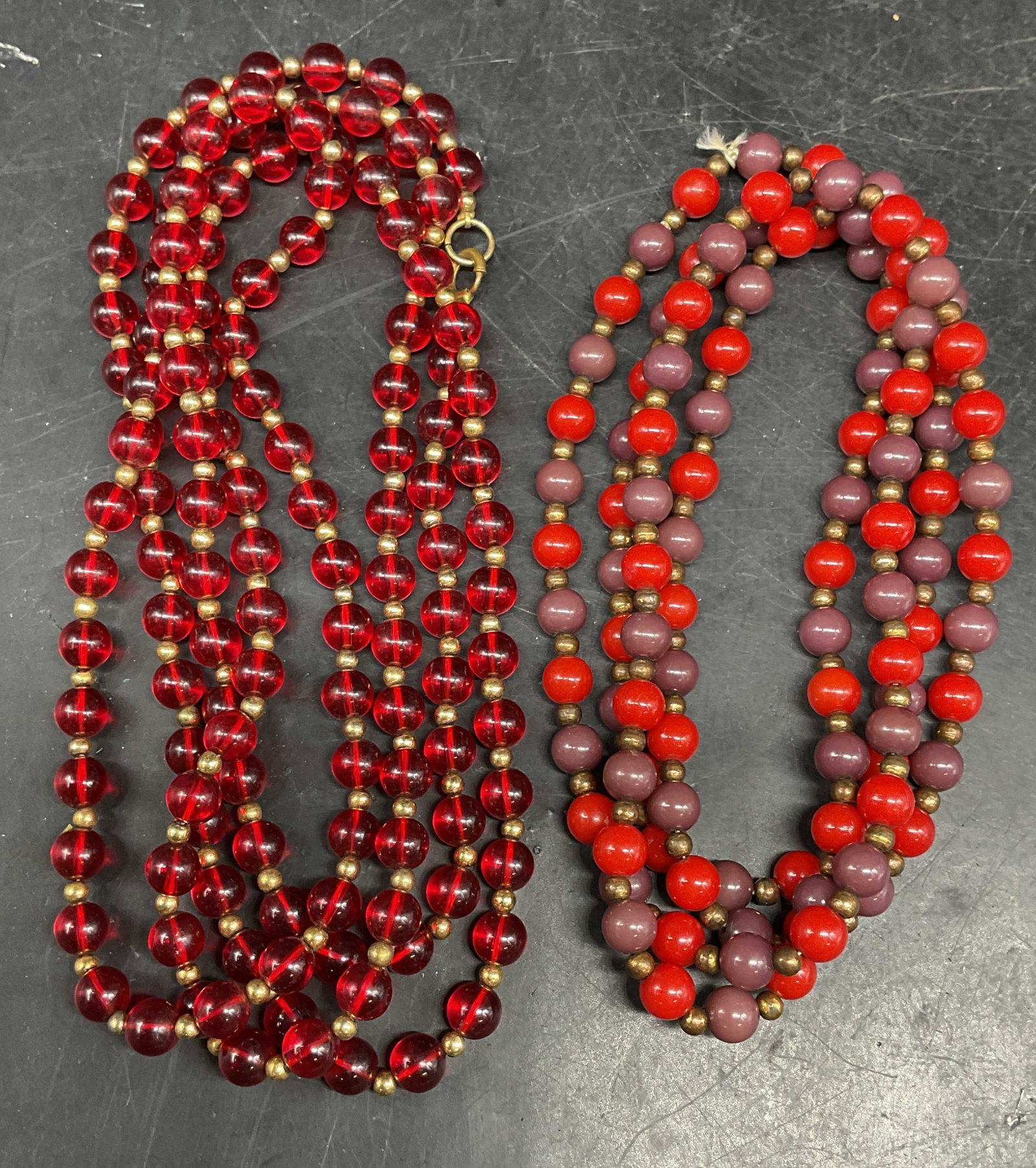 Lot 2 Red & Gold Tone Beaded Necklaces (1 of 6)