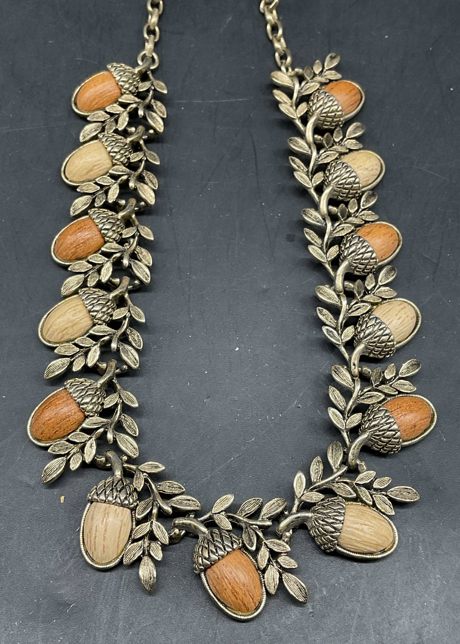 Vtg Coro Knotts Berry Farm Acorn Necklace (1 of 6)