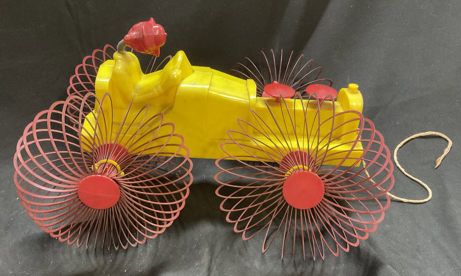 VTG 1960s James Industries Slinky-Mobile Pull Toy (1 of 11)