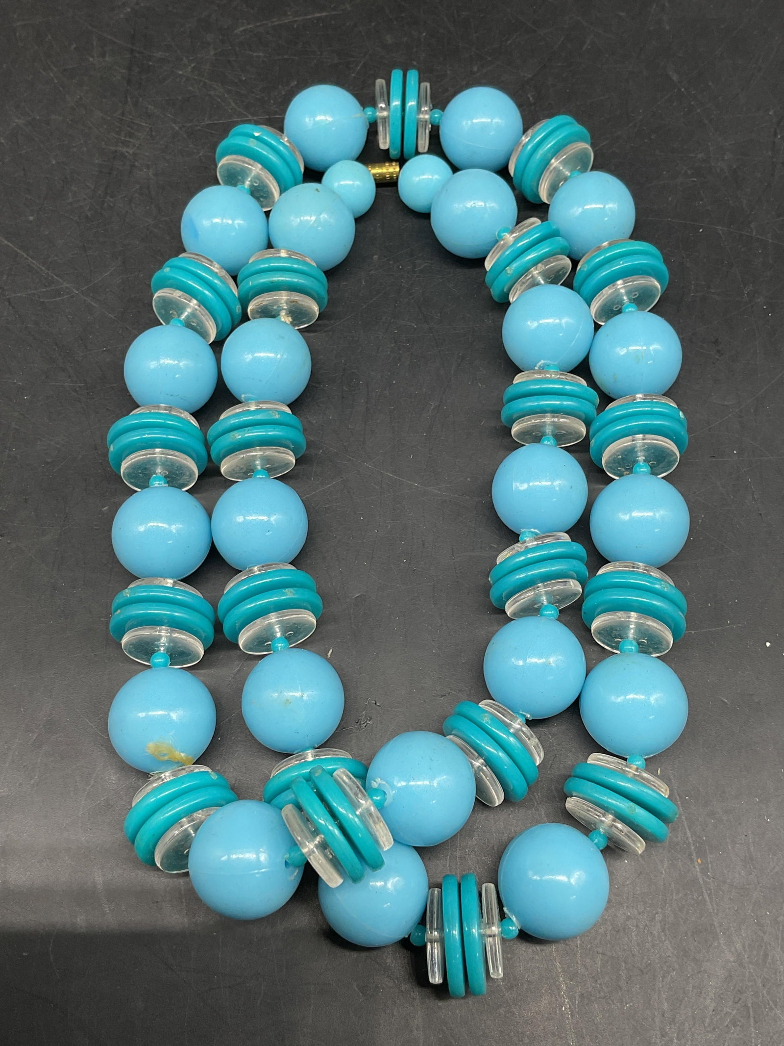 Vintage Chunky Beaded Blue Necklace (1 of 6)