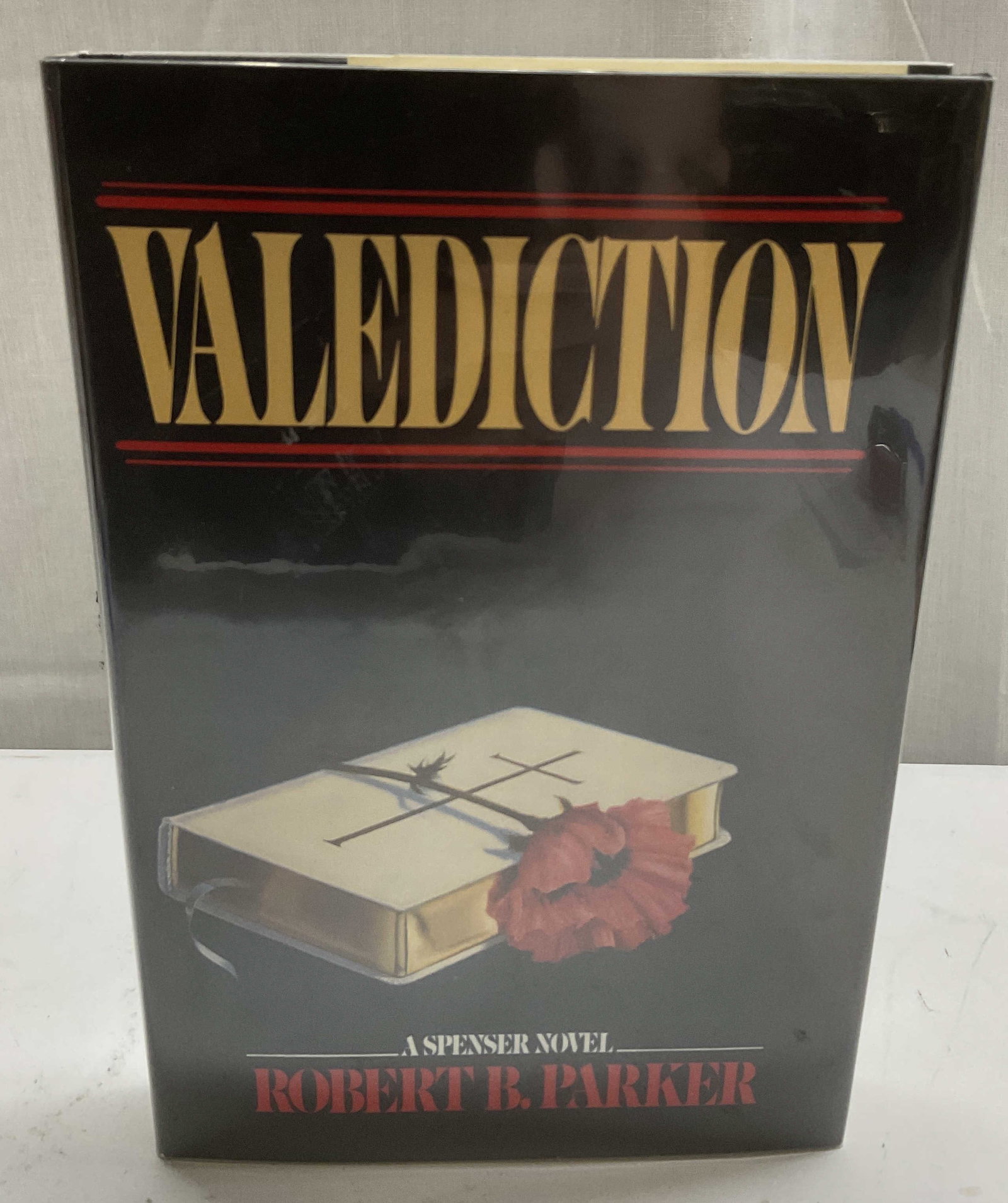 1984 1st Printing Valediction by Robert B. Parker: Vintage 1984 1st Printing Valediction by Robert B. Parker Novel. Published by Delacorte Press/Seymour Lawrence. Condition Consistent With Exposure. Measures app 8.5in H x 5.75in L. Vintage Books, 1980