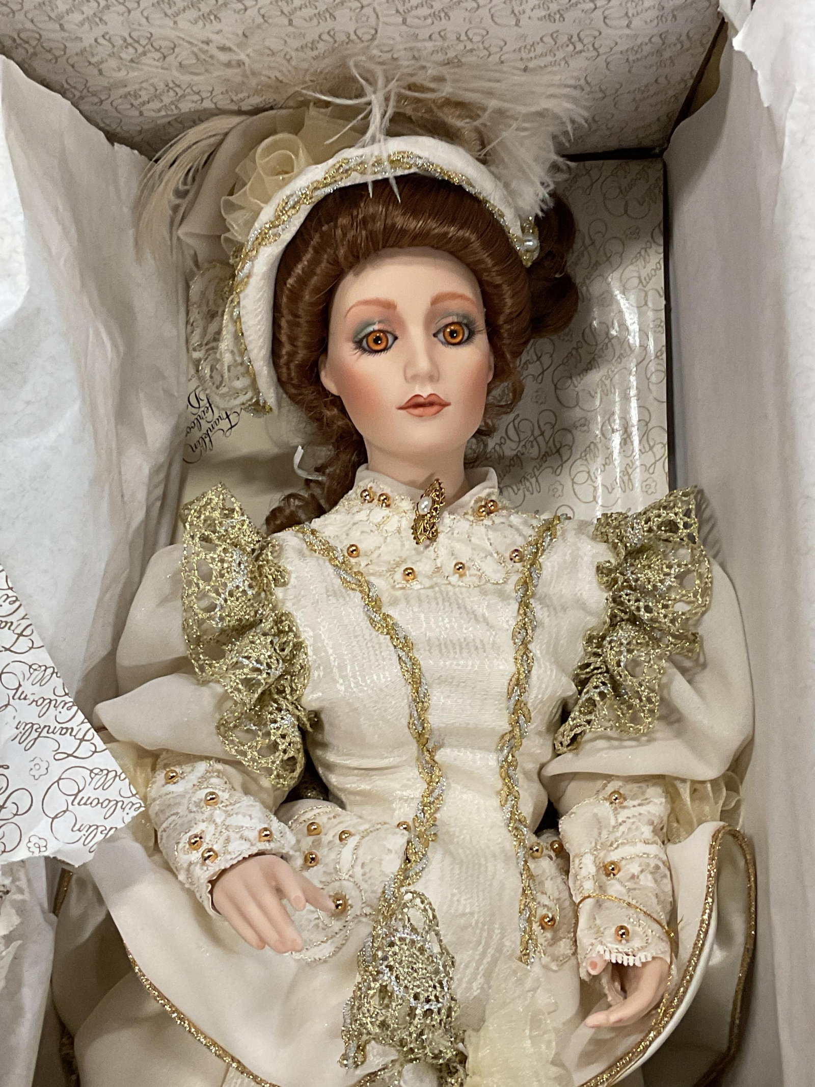 1997 Franklin Mint Christmas Porcelain Doll: 1997 Franklin Mint heirloom porcelain doll. Christmas. Gwendolyn. Measures approx. 20 inches tall. Includes box. Not examined out of box. Some wear consistent with exposure. Franklin mint doll, Christ