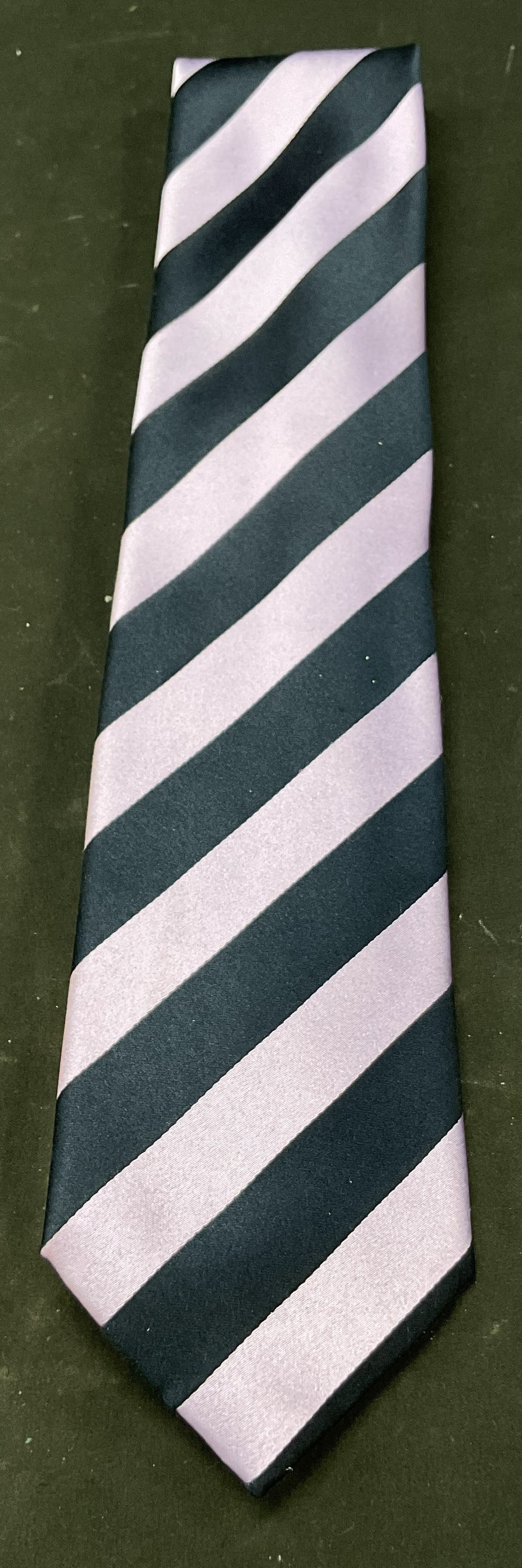 Brioni Black & Purple Striped Silk Neck Tie Italy (1 of 6)