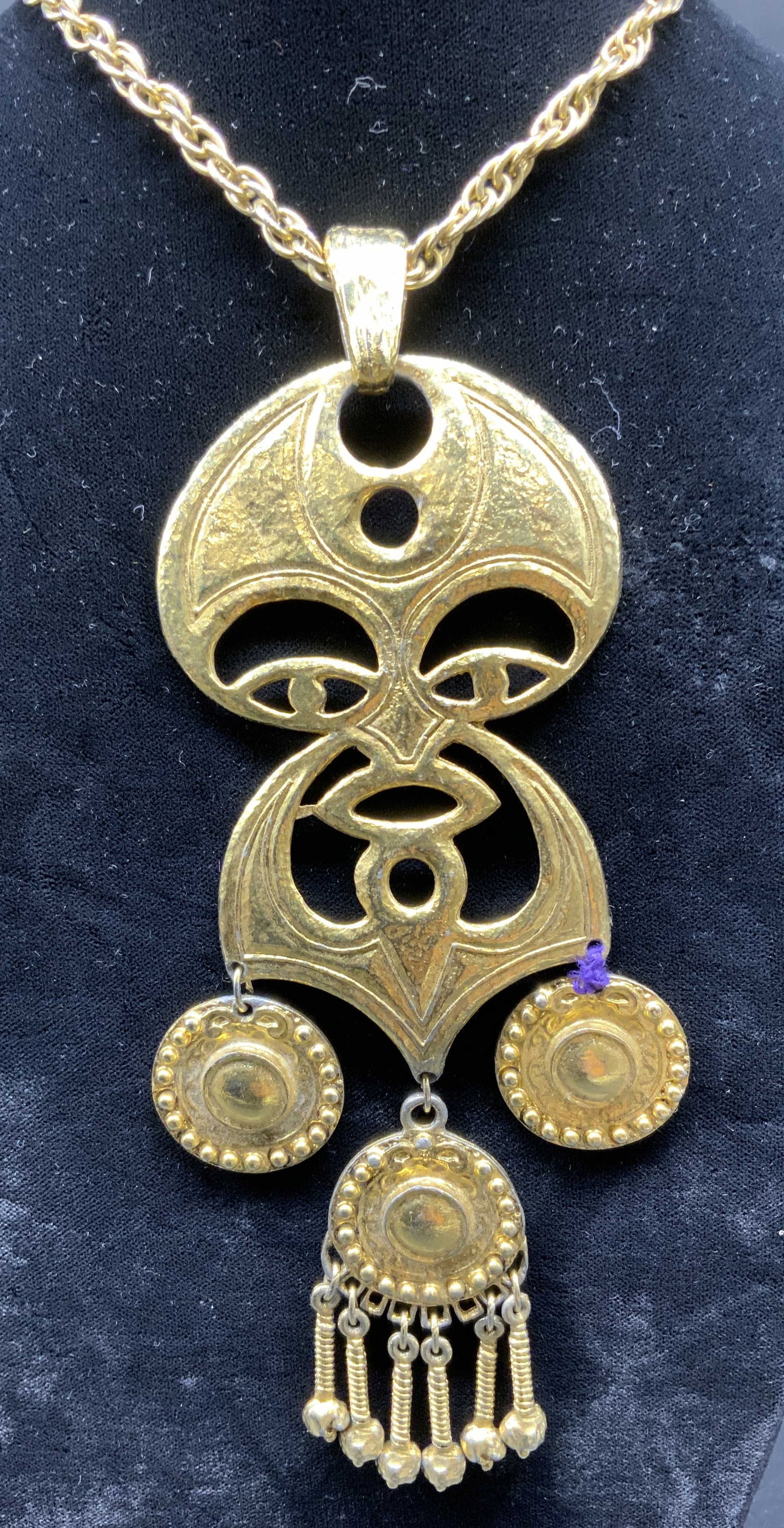 Vintage C1970s Scandinavian Modernist Necklace: Vintage necklace attributed to Seppo Tamminen, possibly made in Finland circa 1970s, combining styles that are Scandinavian modernist, Etruscan inspired, it is a bold and sculptural piece with abstrac