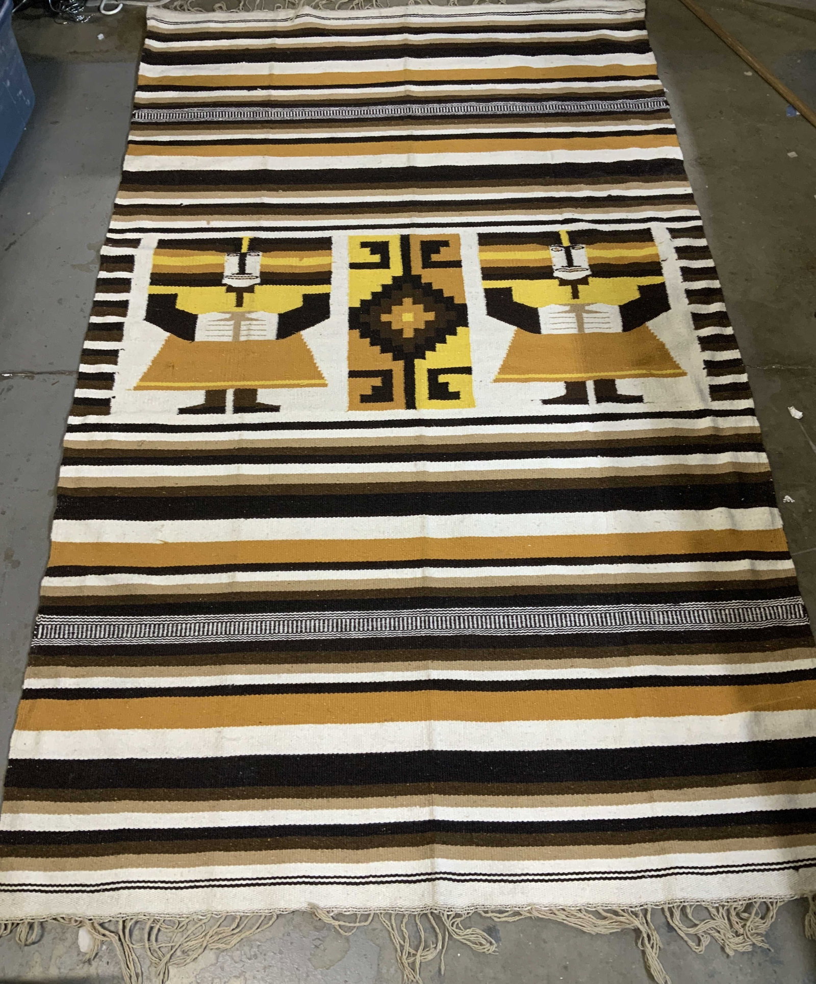 Vtg Mexican Style Hand Woven Rug (1 of 6)