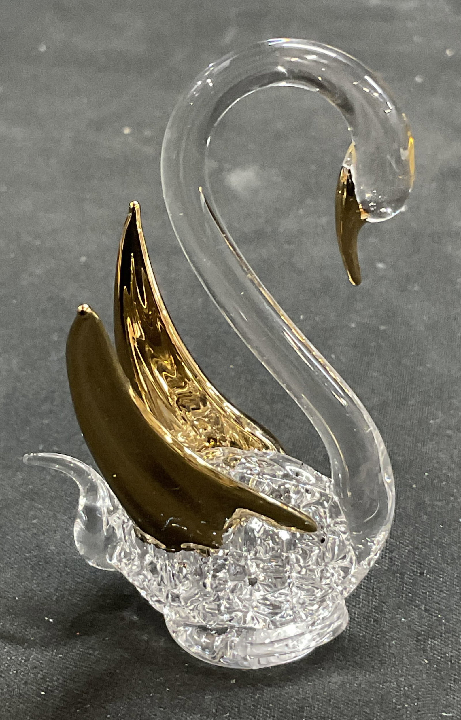 VTG Hand-Blown Clear Spun Glass&Gilt Swan Fig: Vintage Circa 1970s-1990s Hand-Blown Clear Spun Glass Swan Figurine. Gilt Accents. Some Losses to Gilt. Measures app 2.75in H x 1.5in L. Vintage Figurines, Hand-Blown, Clear Glass, Swans, Birds, Anima