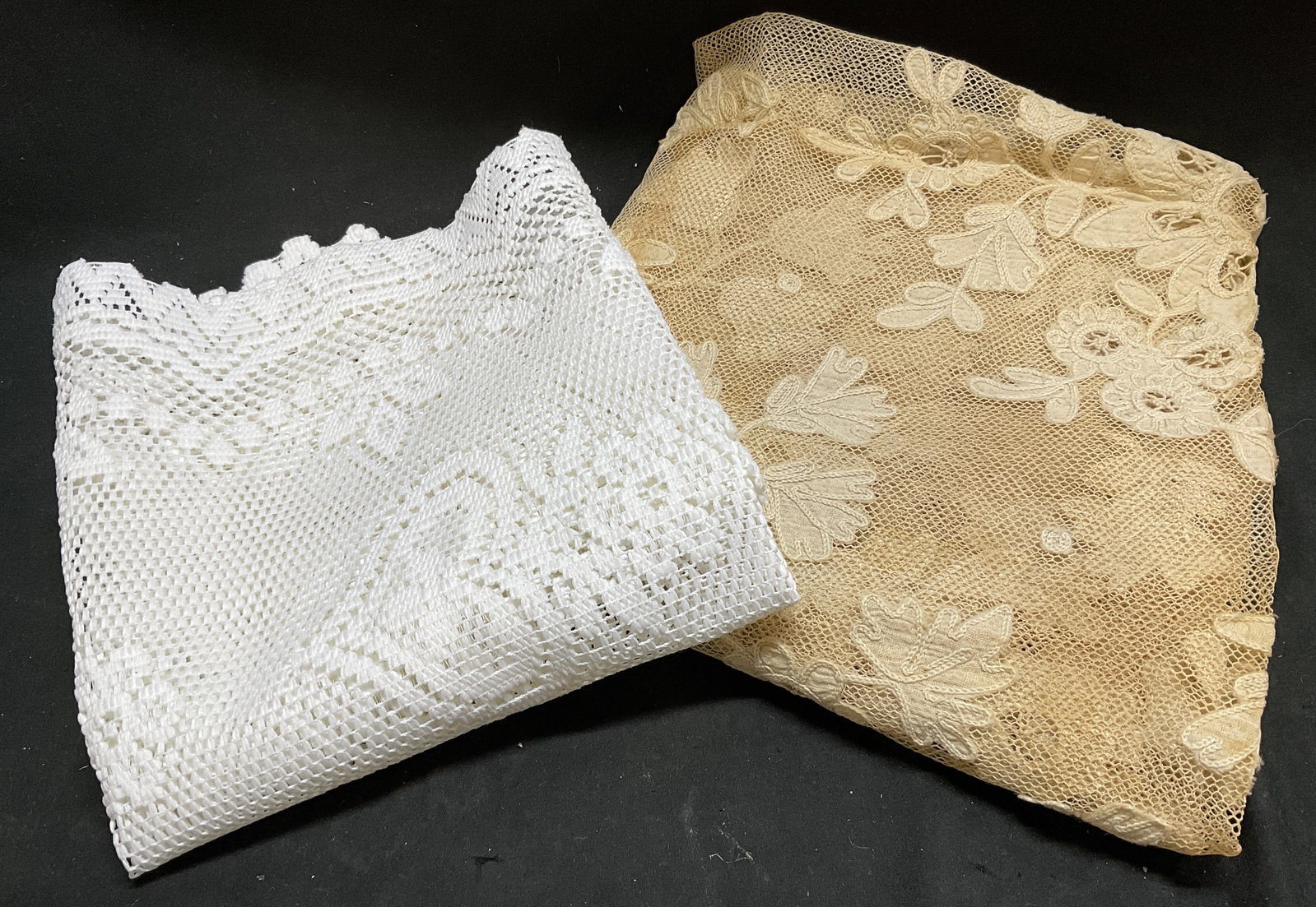 Lt2 ANTIQUE+ Lace Table Linens (1 of 12)