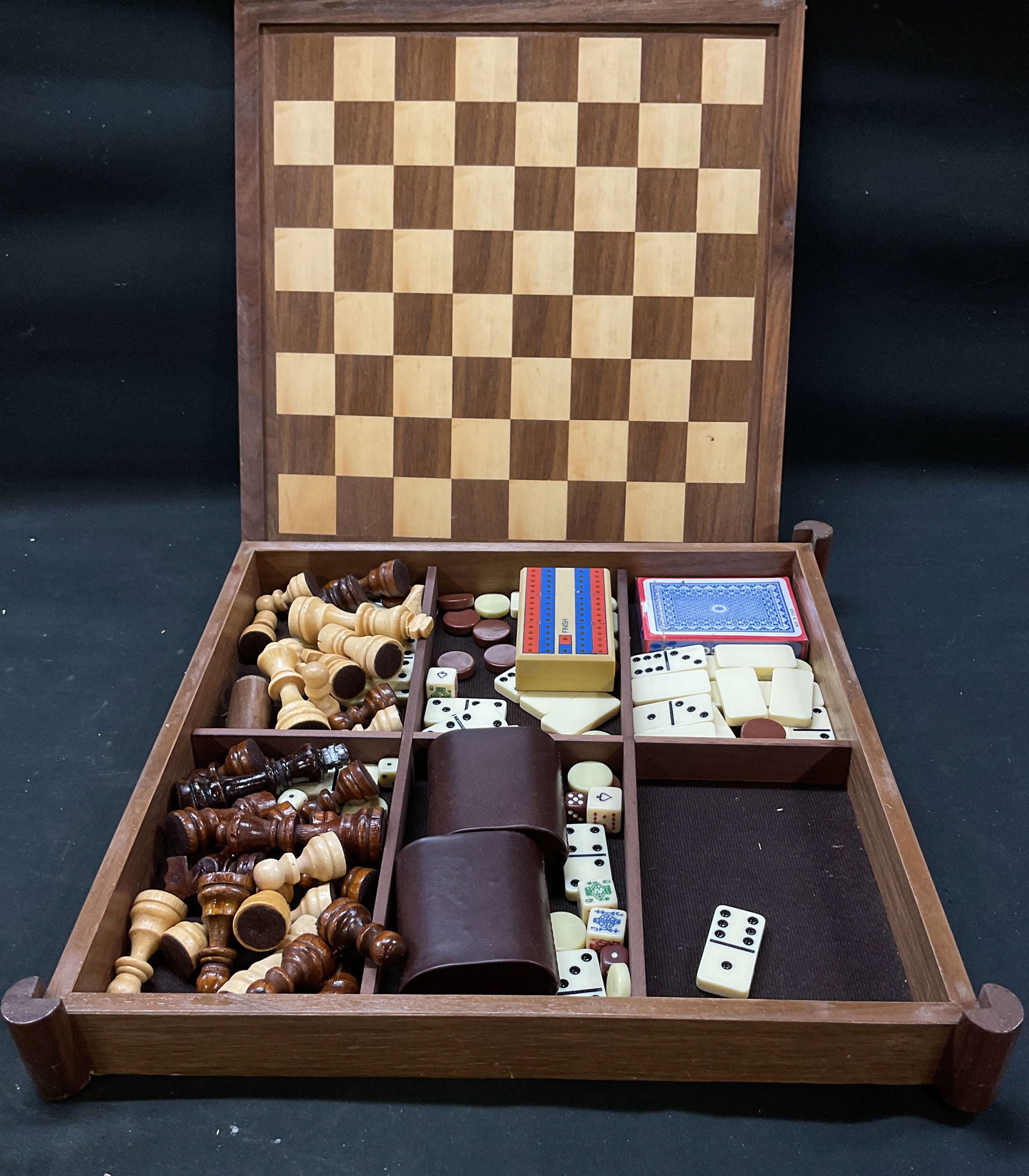 Vtg 5in1 Wooden Game Set (1 of 9)