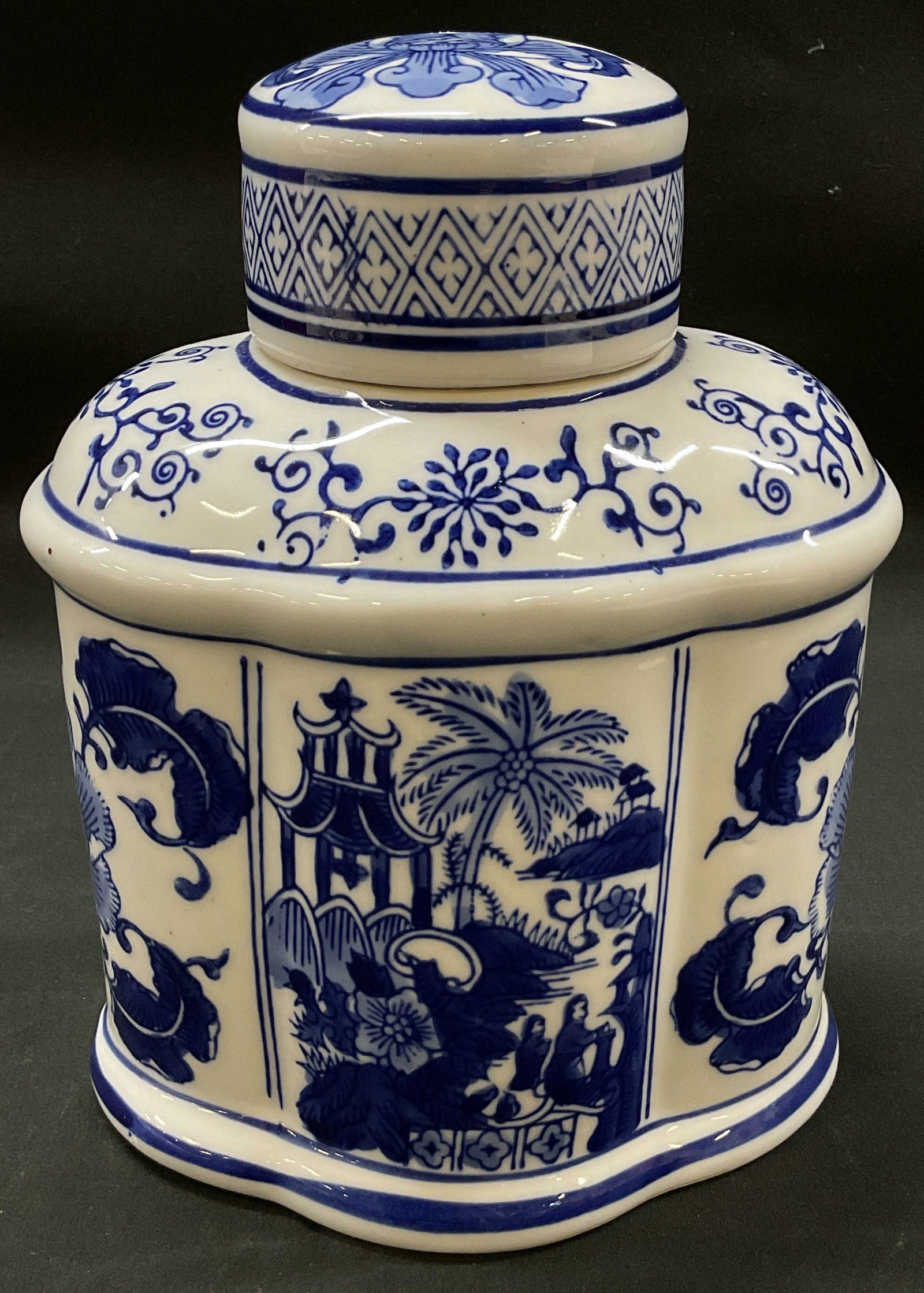 Vtg. Chinoiserie Emporer Covered Ceramic Jar (1 of 6)