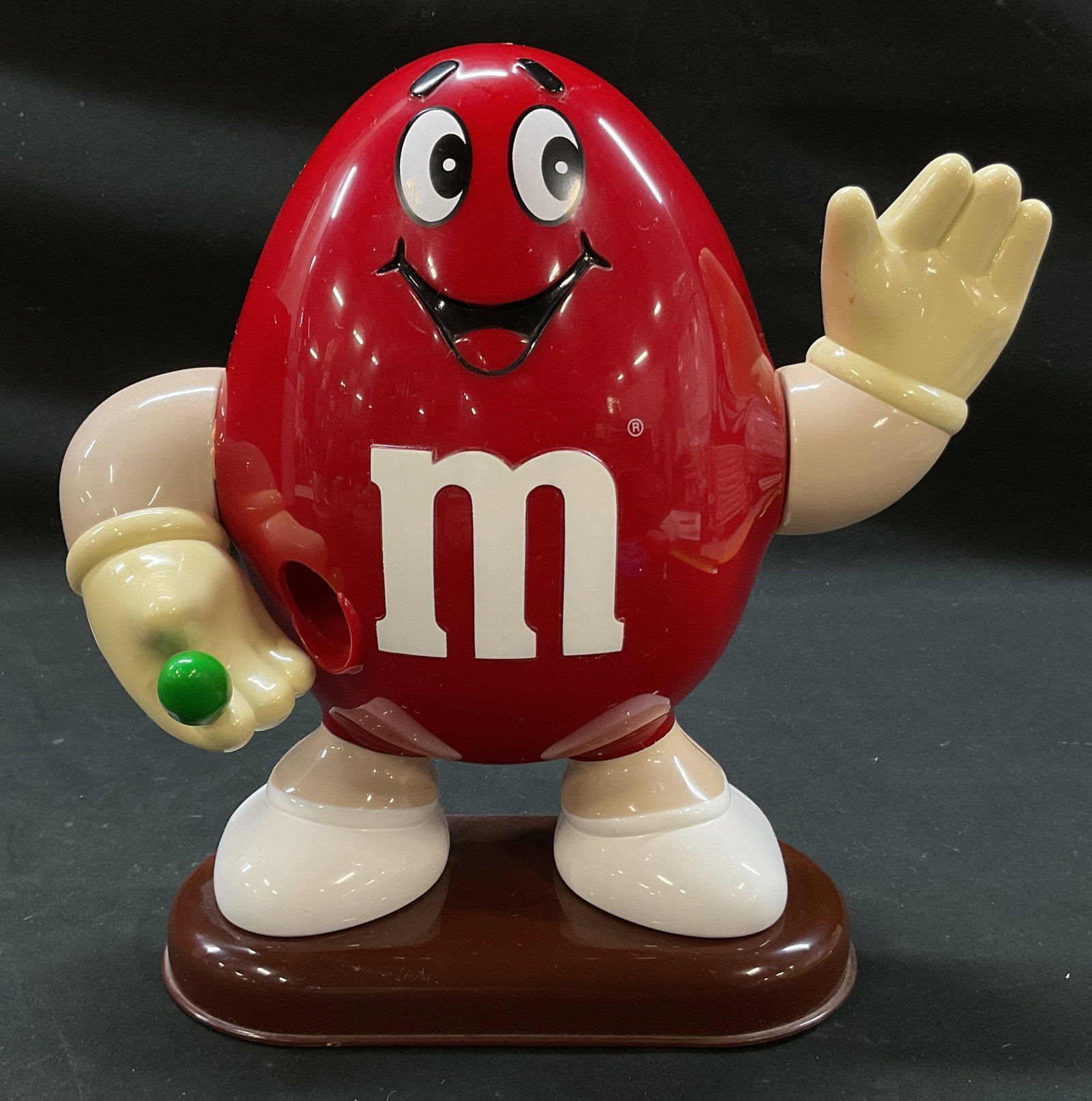 Vtg. 1992 Red M&M Waving Candy Dispenser (1 of 6)