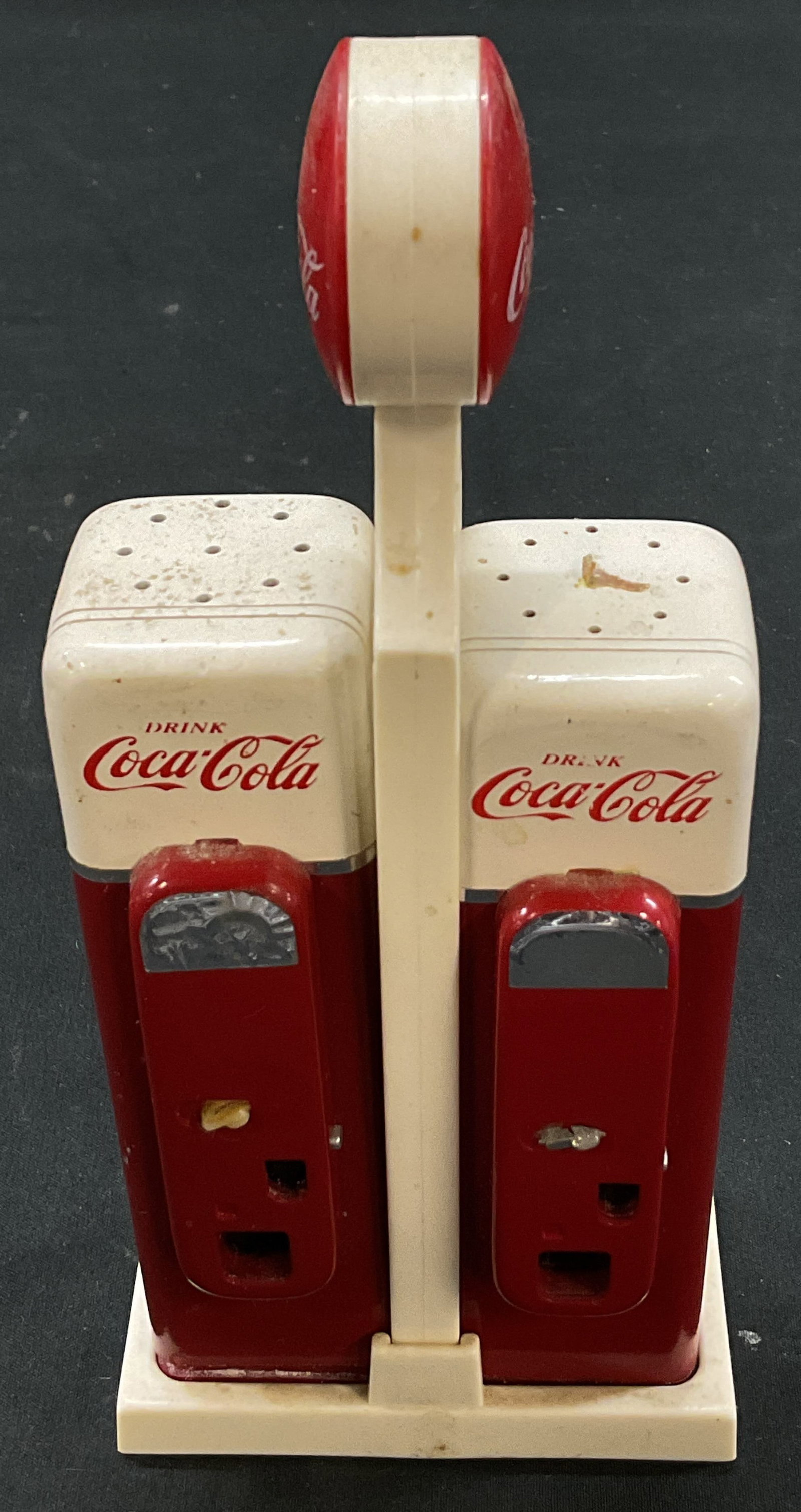 Vtg. 1993 CocaCola Salt/Pep. Shakers w Caddy (1 of 7)