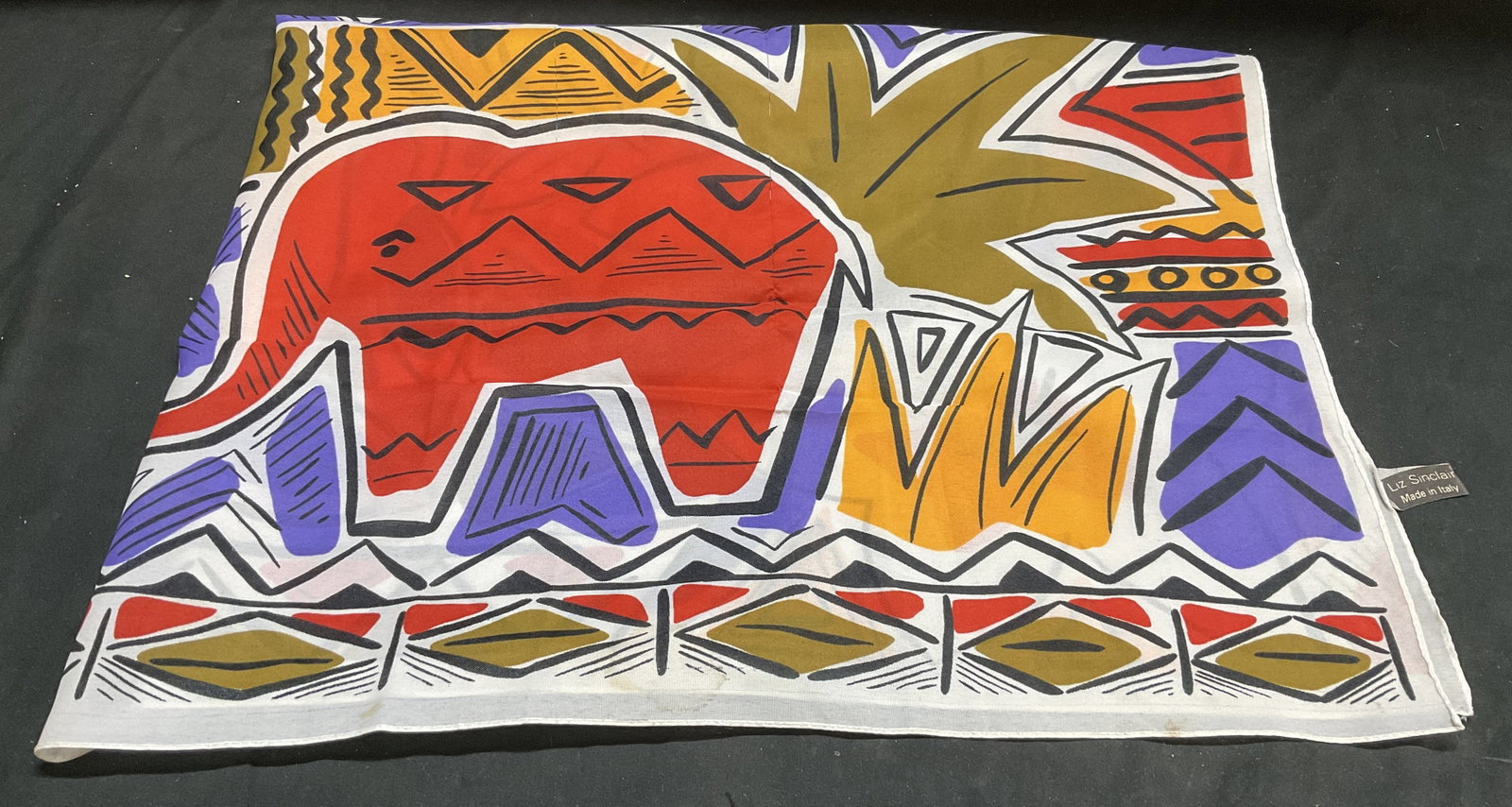 VTG Liz Sinclair Abstract Elephant Scarf ITALY (1 of 9)