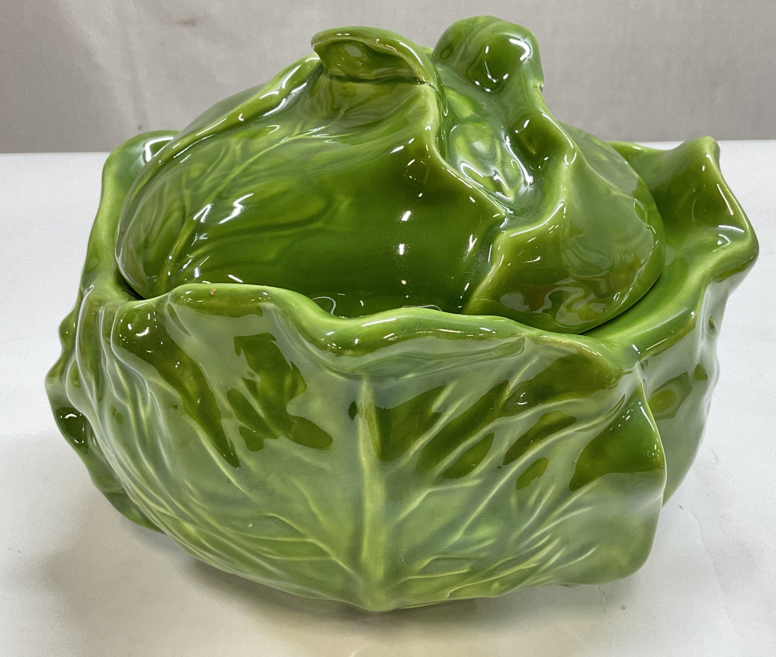Vtg. C.50s Holland Mold Lidded Cabbage Srv. Bowl (1 of 6)