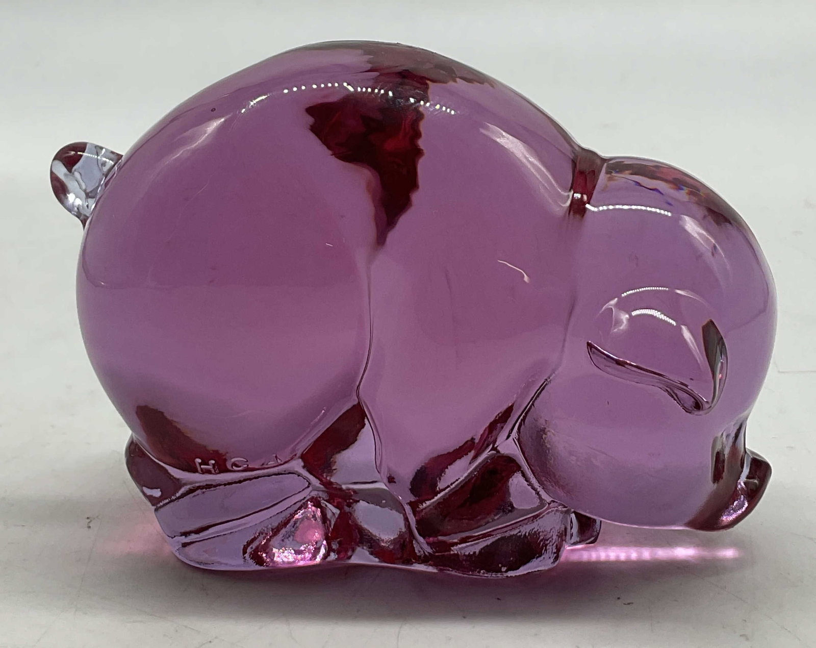 1995 Heisey Lavender Ice Piglet Figure (1 of 7)