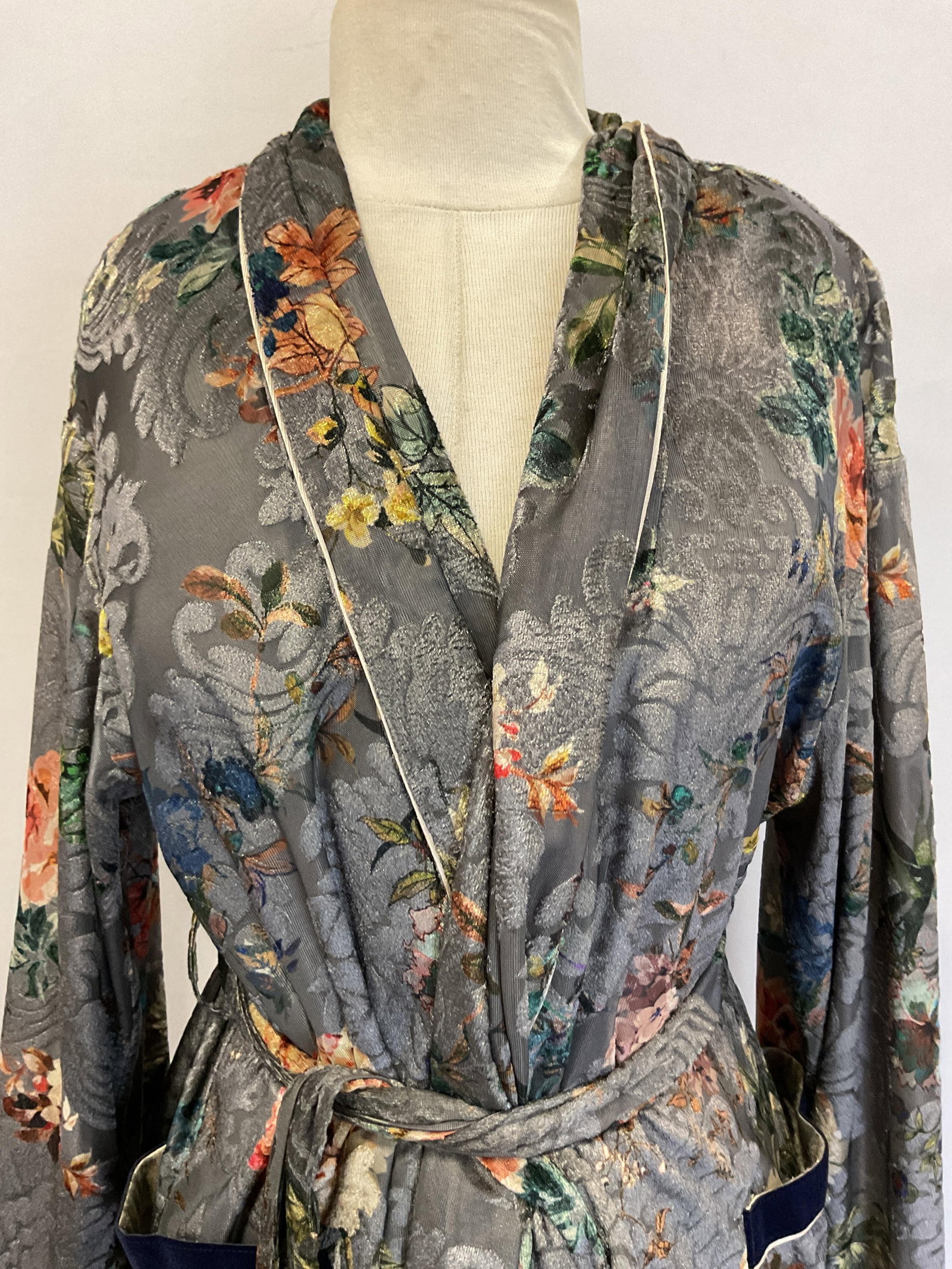 Zara Basic Collection Floral Robe - 5