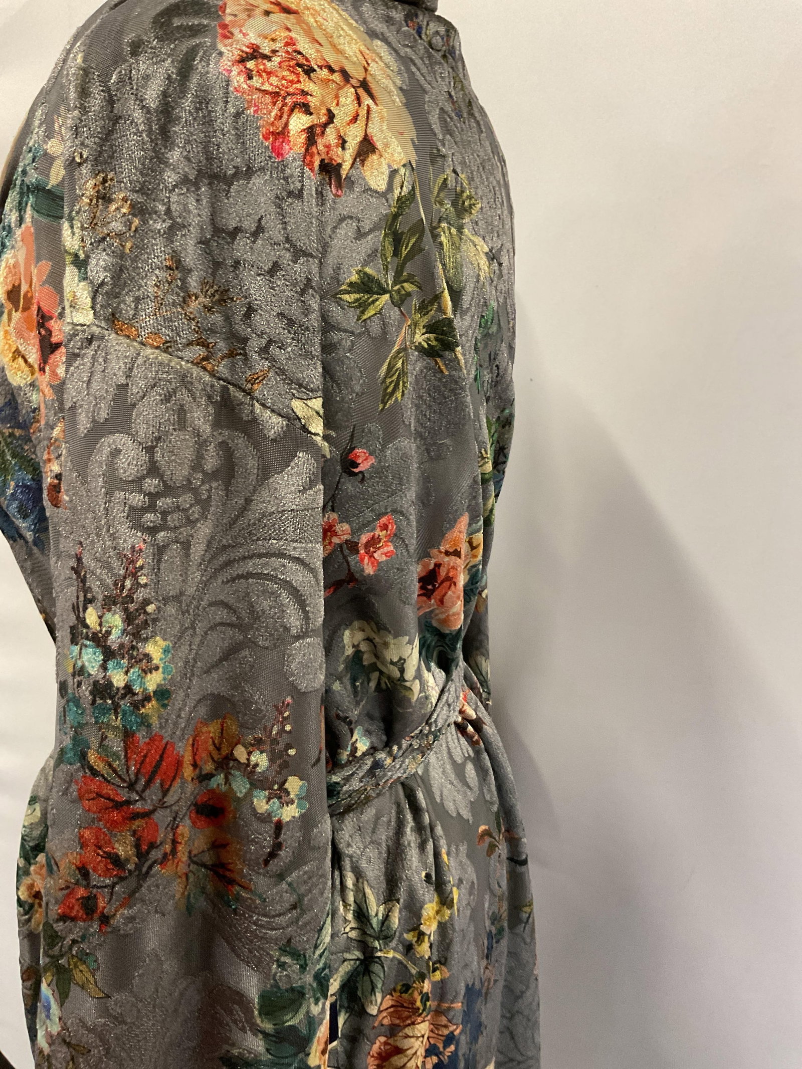 Zara Basic Collection Floral Robe - 8