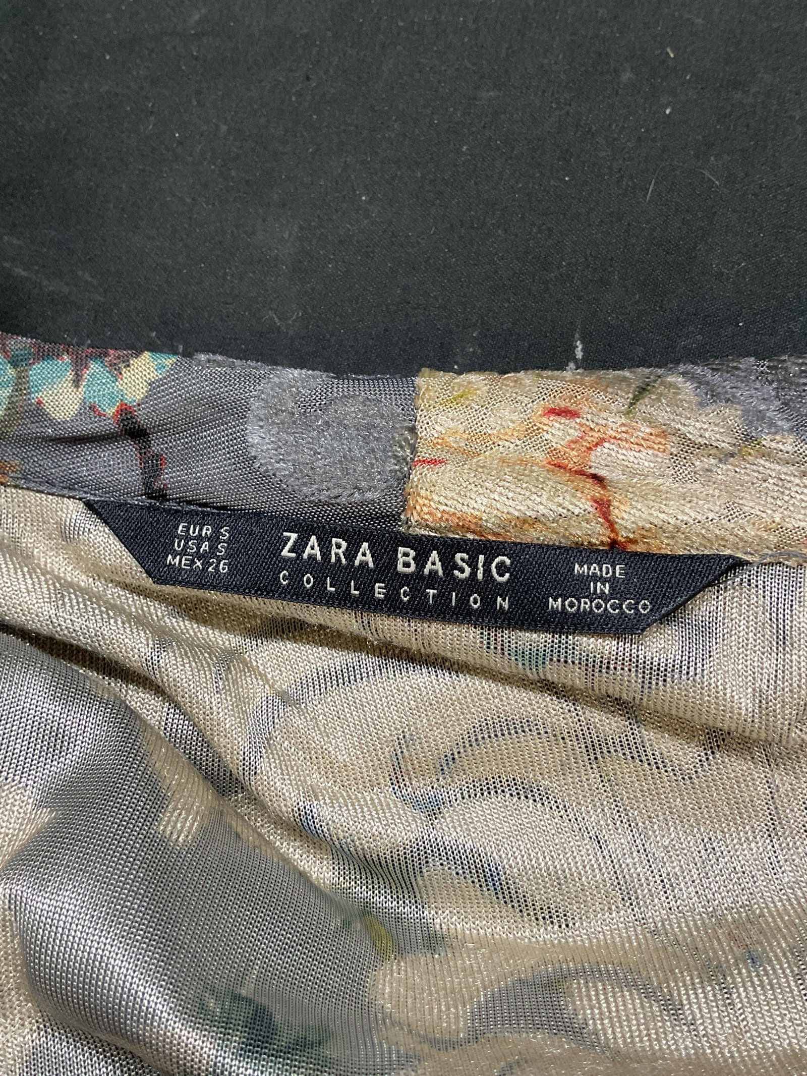 Zara Basic Collection Floral Robe - 9