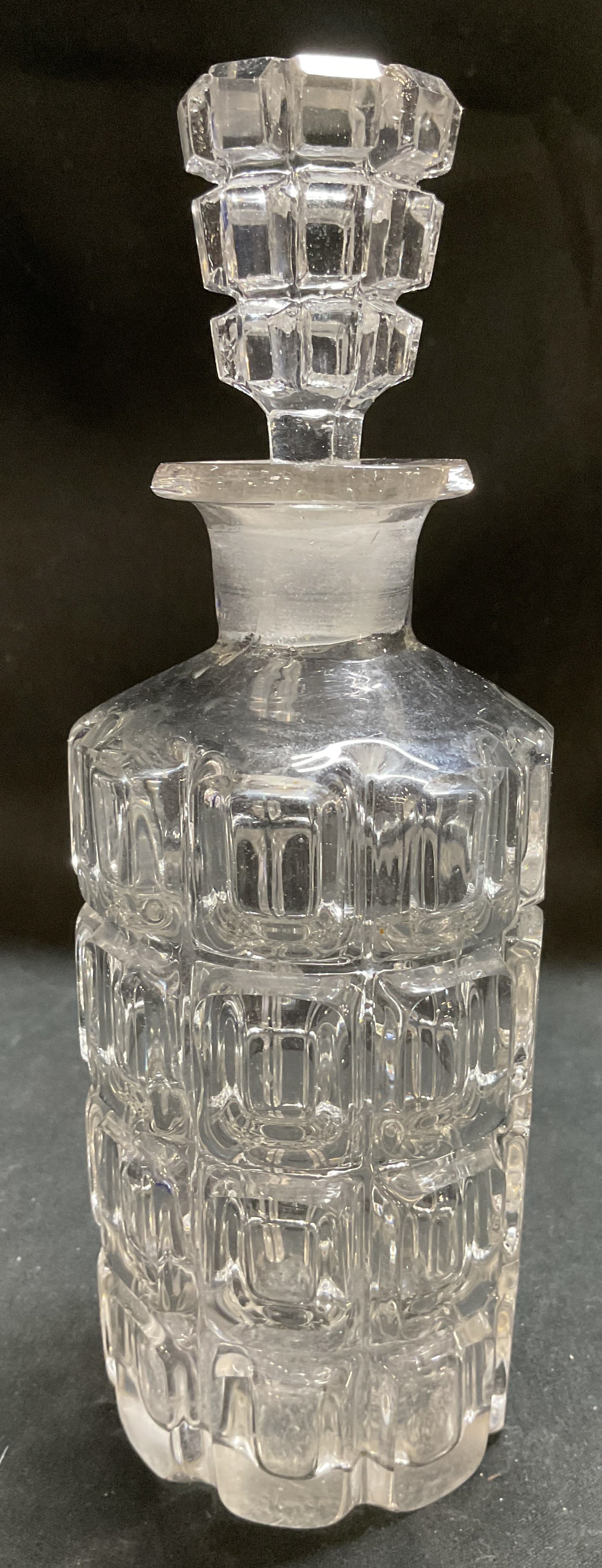 Vtg Glass Decanter W Stopper: Vintage glass decanter featuring a distinctive window-pane style on body. Stopper at top. No visible signature or markings. Surface wear consistent to age, use & exposure. Visible chip. Measurements: