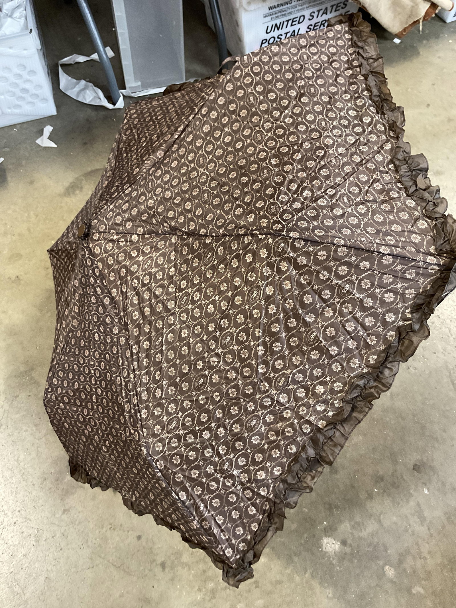 Sabon Brown Ruffled Parasol - 2