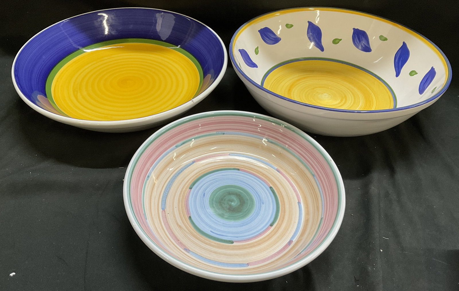 Lt3 VTG Colorful Serving Bowls ITALY PORTUGAL (1 of 12)