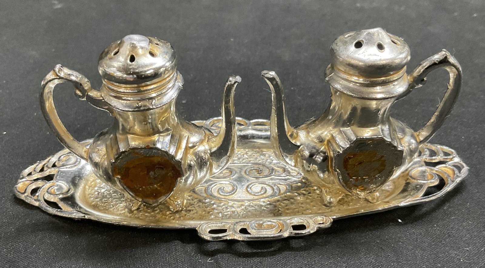VTG Slvr-Pltd Tea Tray Salt &Pepper Shakers JAPAN (1 of 9)