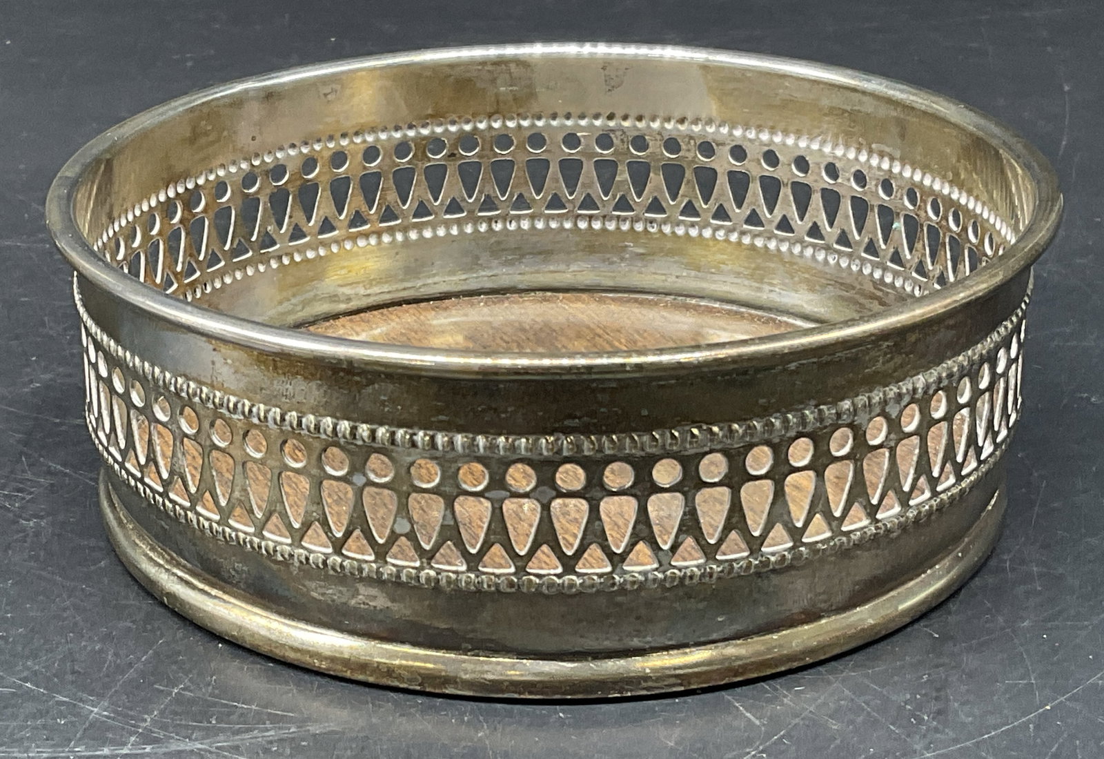 VINTAGE Silver-Plated Bottle Coaster (1 of 6)