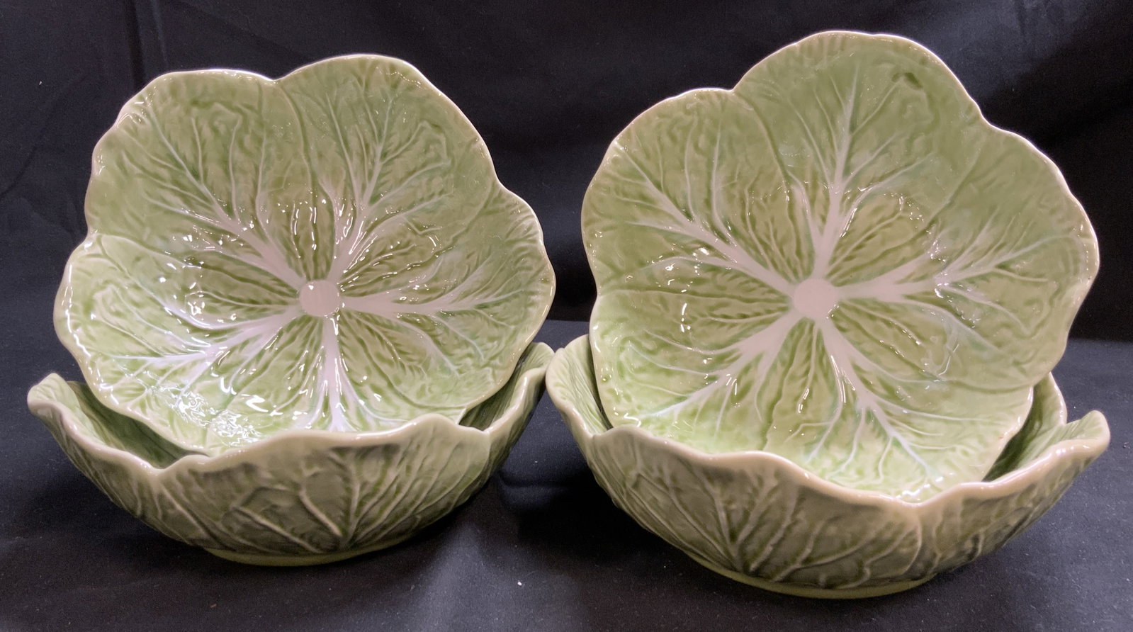 Vtg Lt4 Bordallo Pinheiro Cabbage Soup Bwls, POR: Vintage BORDALLO PINHEIRO Lot of 4 Cabbage Leaf Small Soup Bowls. Made in Portugal. Measures approx. 7in diameter, 2.5in tall Vintage collectibles, earthenware, ceramics, pottery, soup bowl, Portugal,