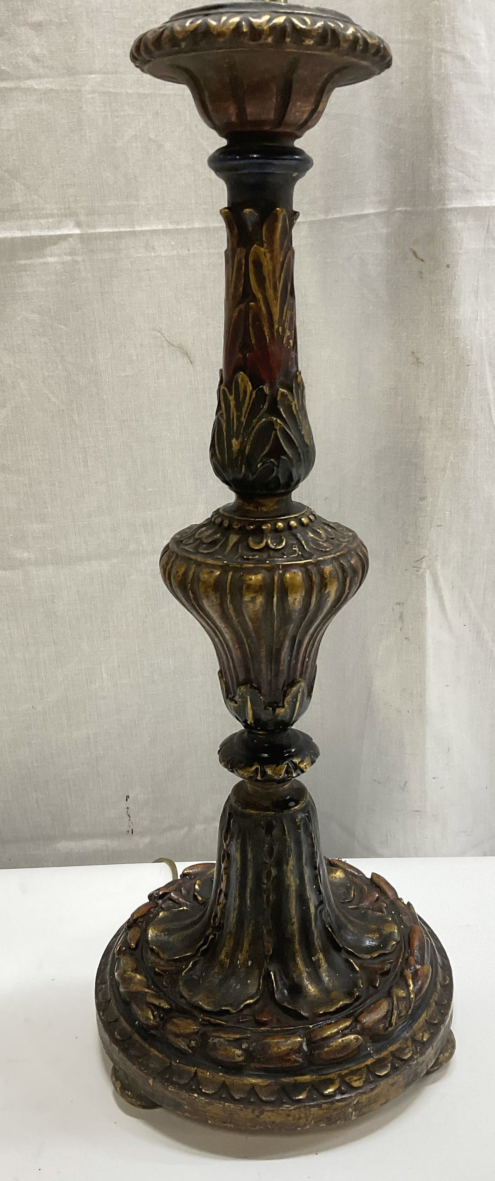VTG Baroque Revival Sty Painted Wooden Table Lamp: Vintage Baroque Revival Style Table Lamp. Painted Wooden Acanthus Leaf Design Base with Gilt Accents. Brass Hardware. Paint Chipping Present. Not Tested for Functionality. Measures app 29.5in H x 8in
