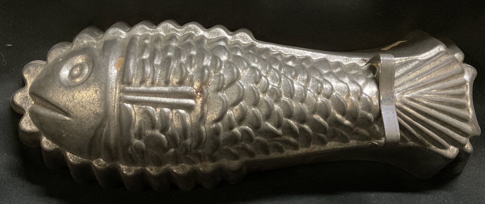 VINTAGE Tinned Metal Fish-Shaped Mold: Vintage Tinned Metal Fish-Shaped Mold. Embossed Details. Marker Inscribing on Side and Aging to Metal. Measures app 10.5in H x 4in W. Vintage Baking Molds, Tin, Metal Art, Fish, Kitchen Accessories, W