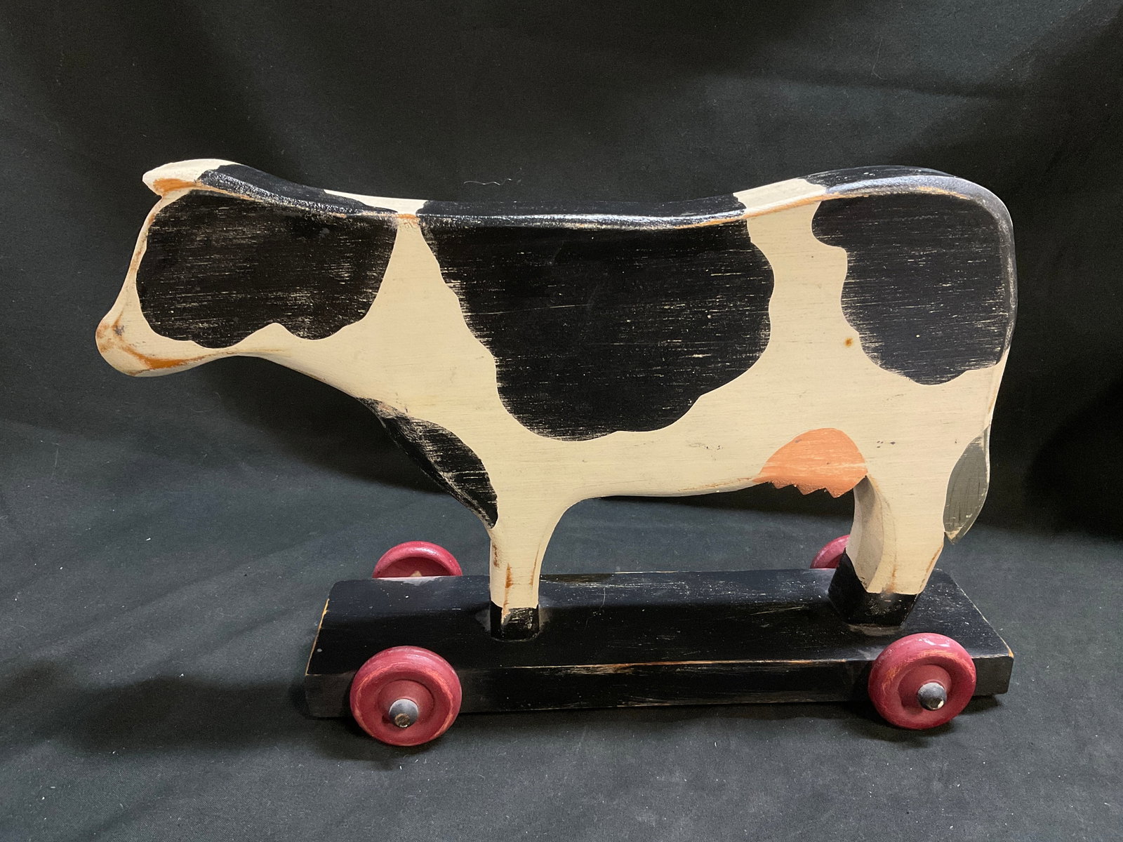 VTG Simply Delicious Wooden Cow on Rolling Cart VT (1 of 8)