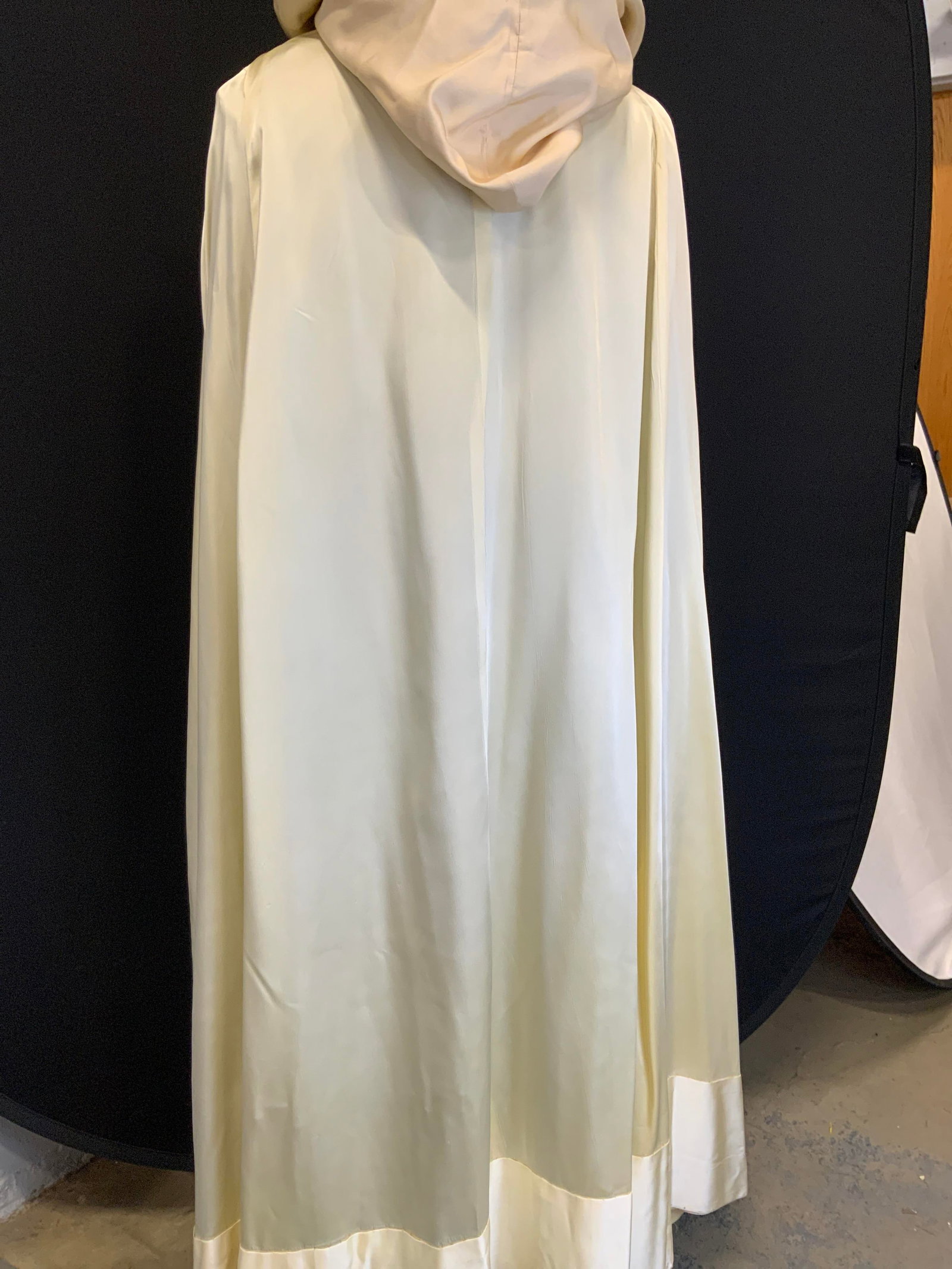 Light yellow cape - 2