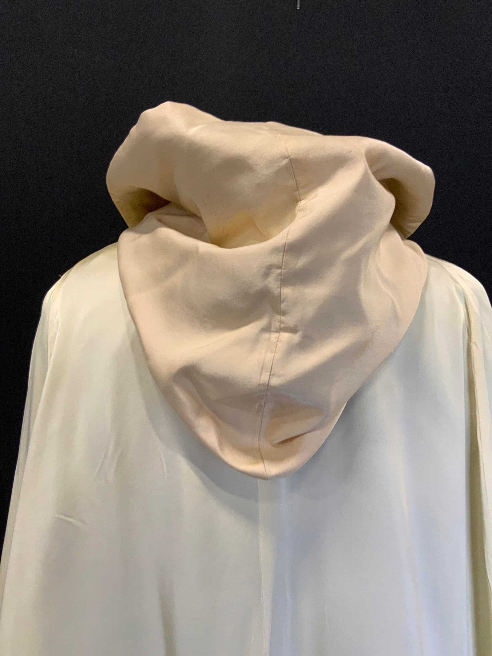 Light yellow cape - 4