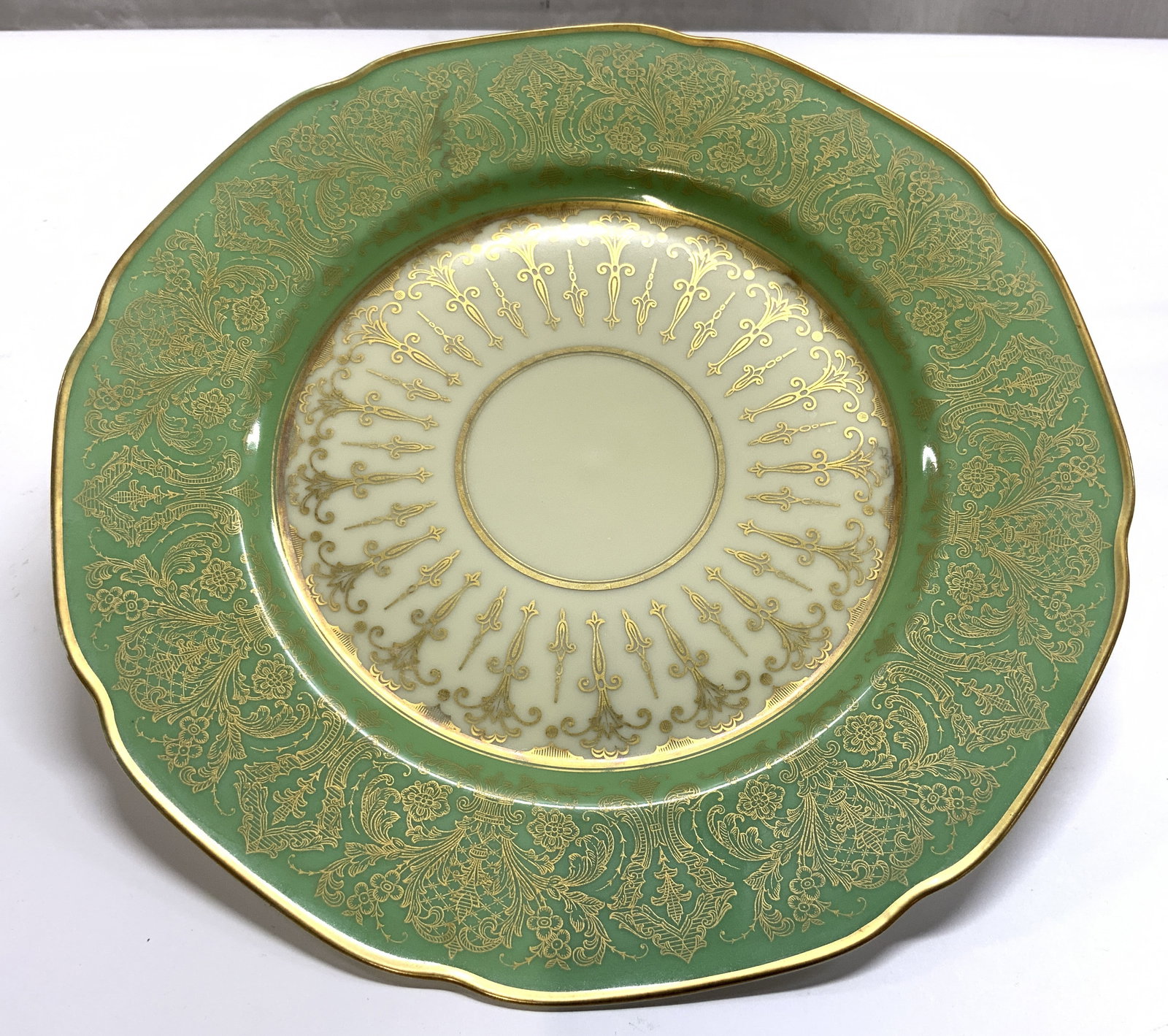 Vtg Tirschenreuth Gold Encrusted Plate, P.T. GER (1 of 7)