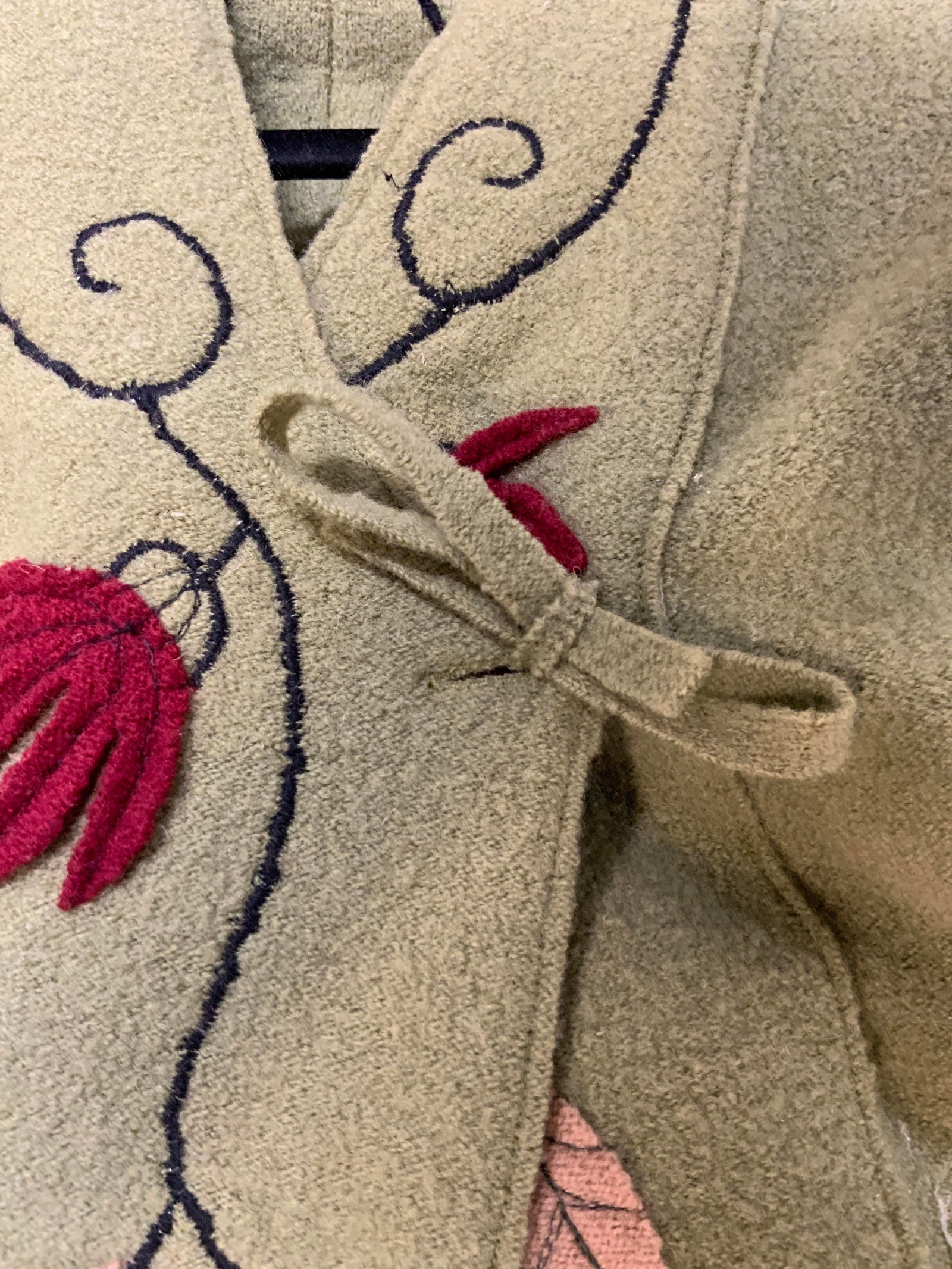 Dick and Jayne Leaf Applique Wool Jacket - 6