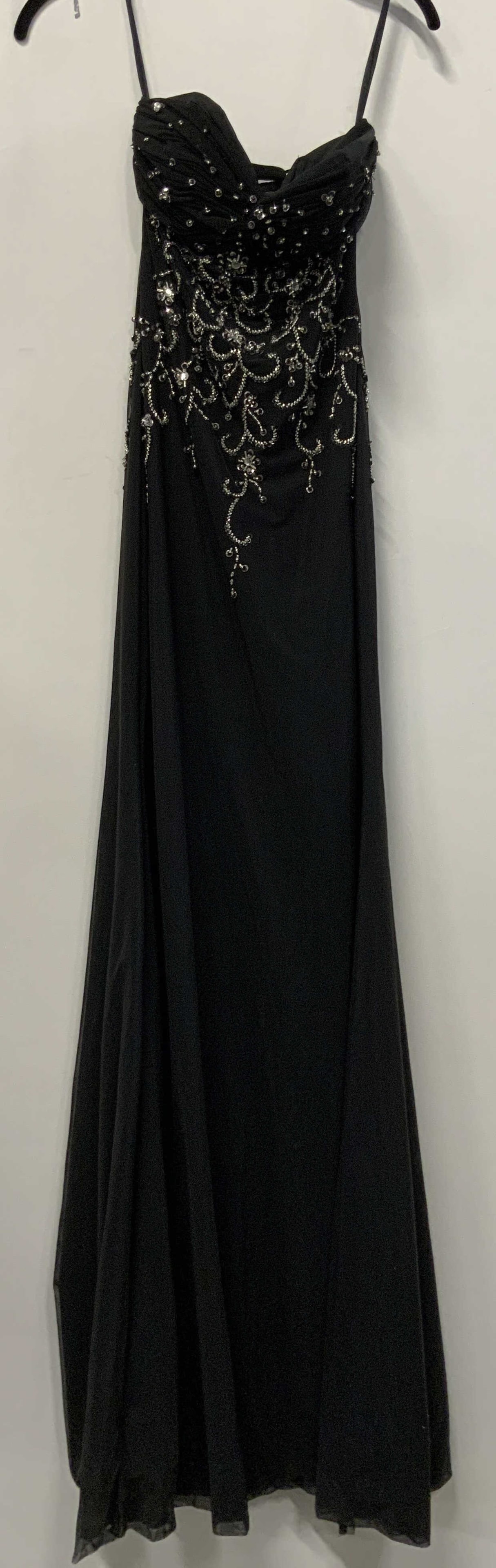 Mori Lee black sequin dress (1 of 7)