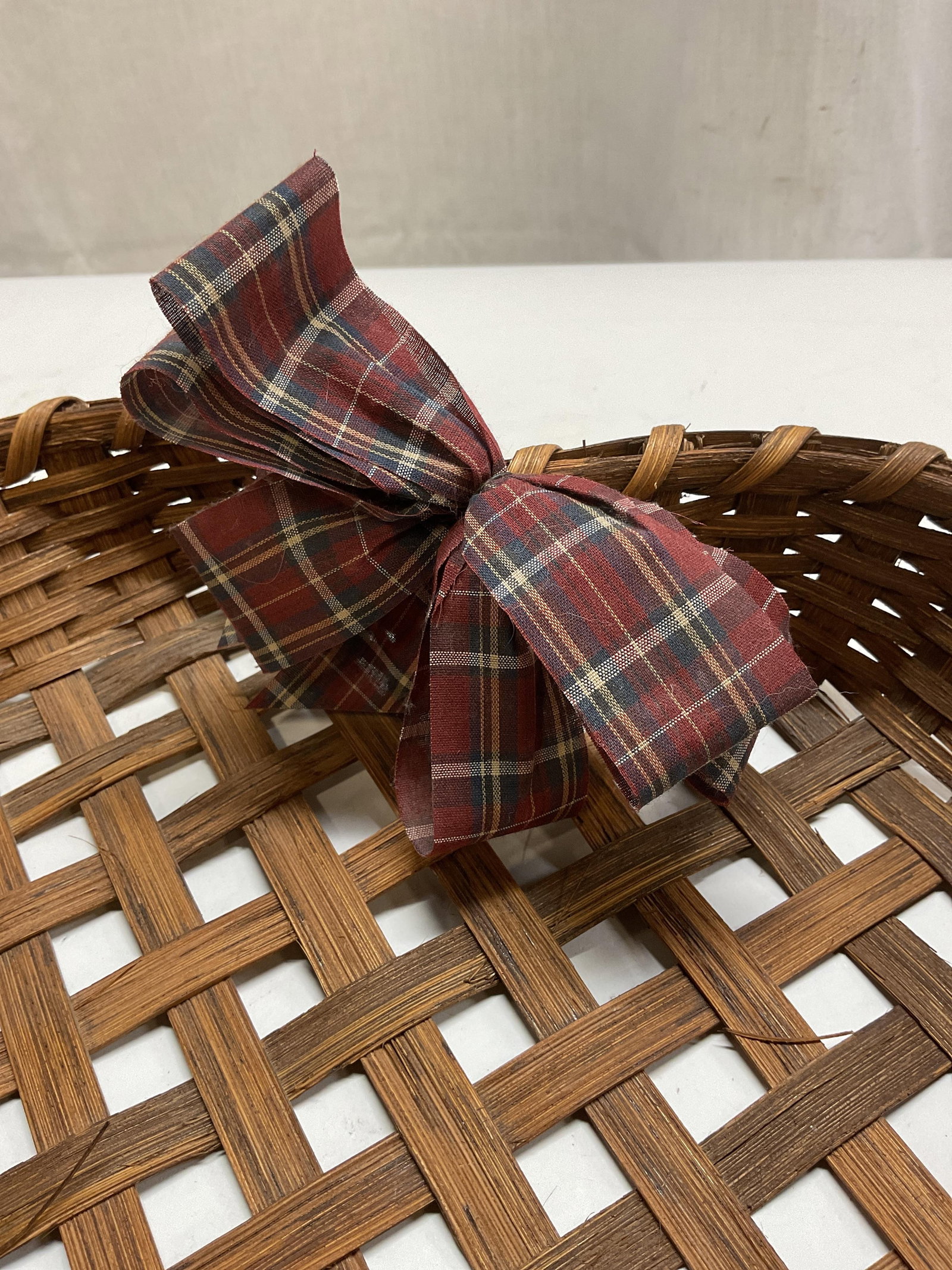 Vtg. Assorted Lt5 Woven Baskets - 12