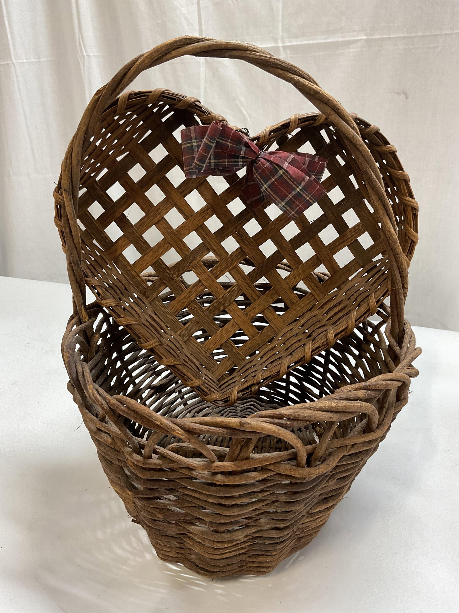 Vtg. Assorted Lt5 Woven Baskets - 3