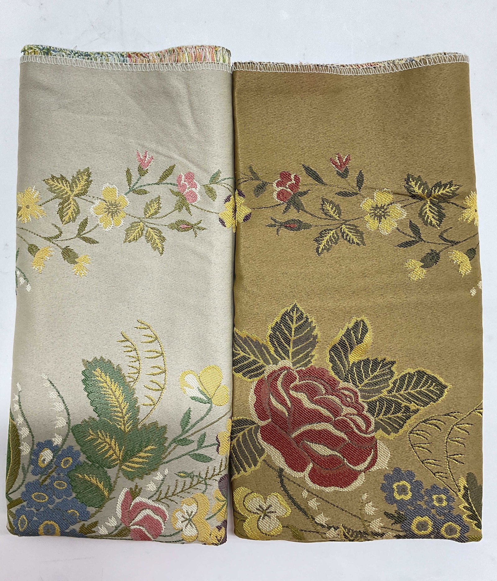 Vtg Lt2 Cone Decor. Fabrics Woven Foral Tapestries (1 of 9)