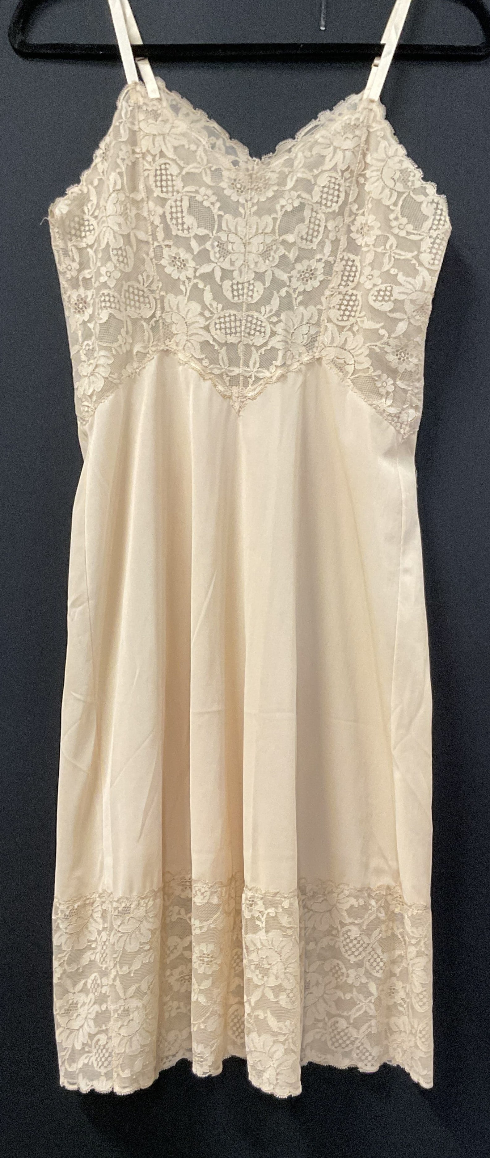 Vanity Fair Beige Lace Slip Dress USA (1 of 8)