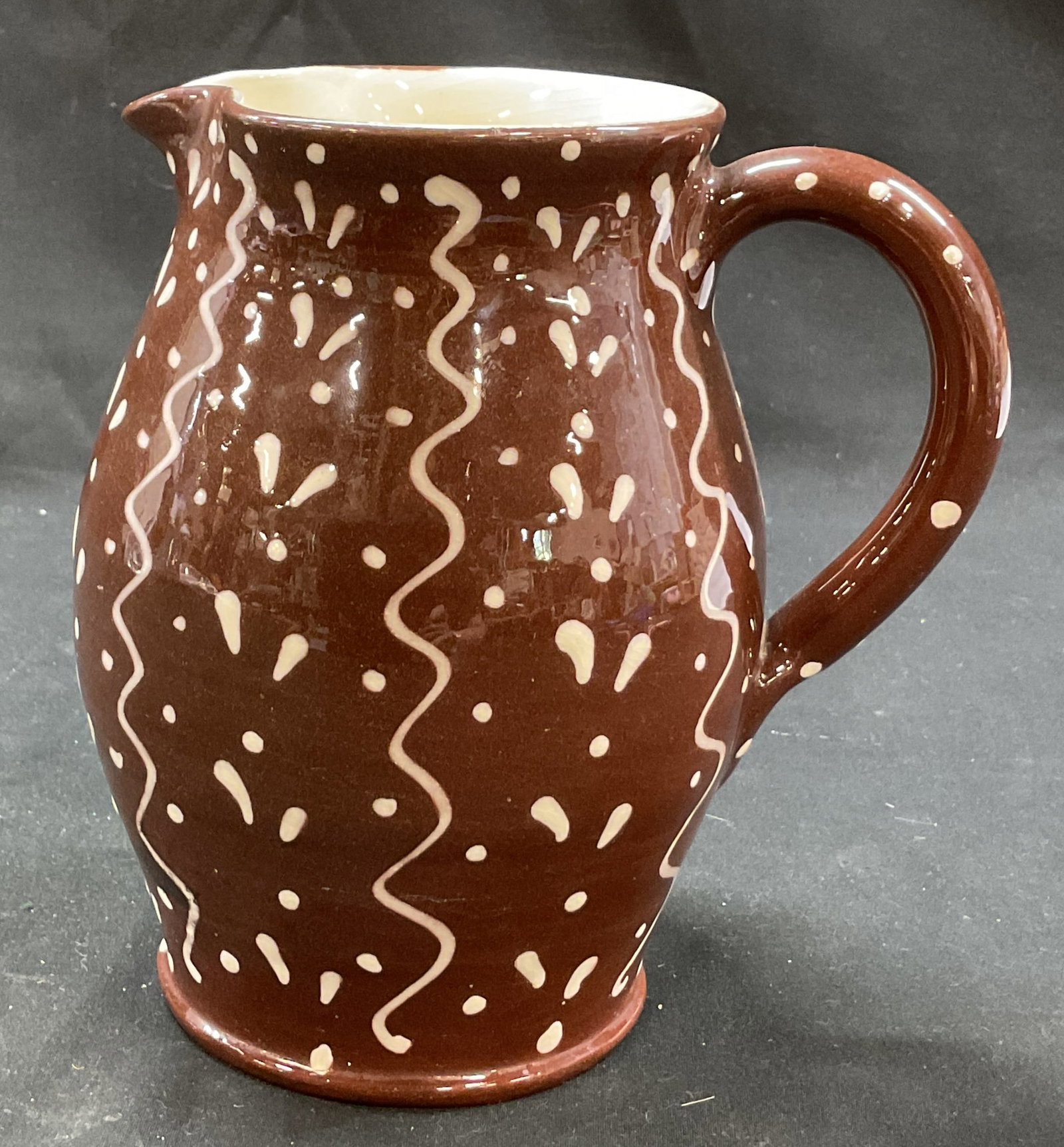 Wetheriggs Penrith Brown Glazed Cer Squiggle Jug (1 of 8)