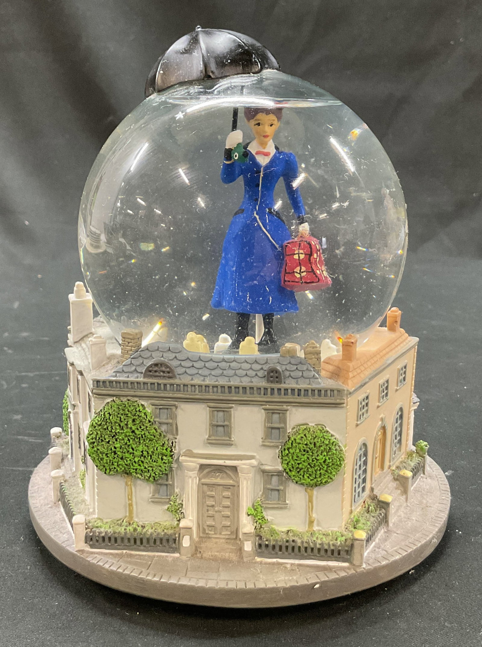Disney Mary Poppins Musical Snow Globe (1 of 8)