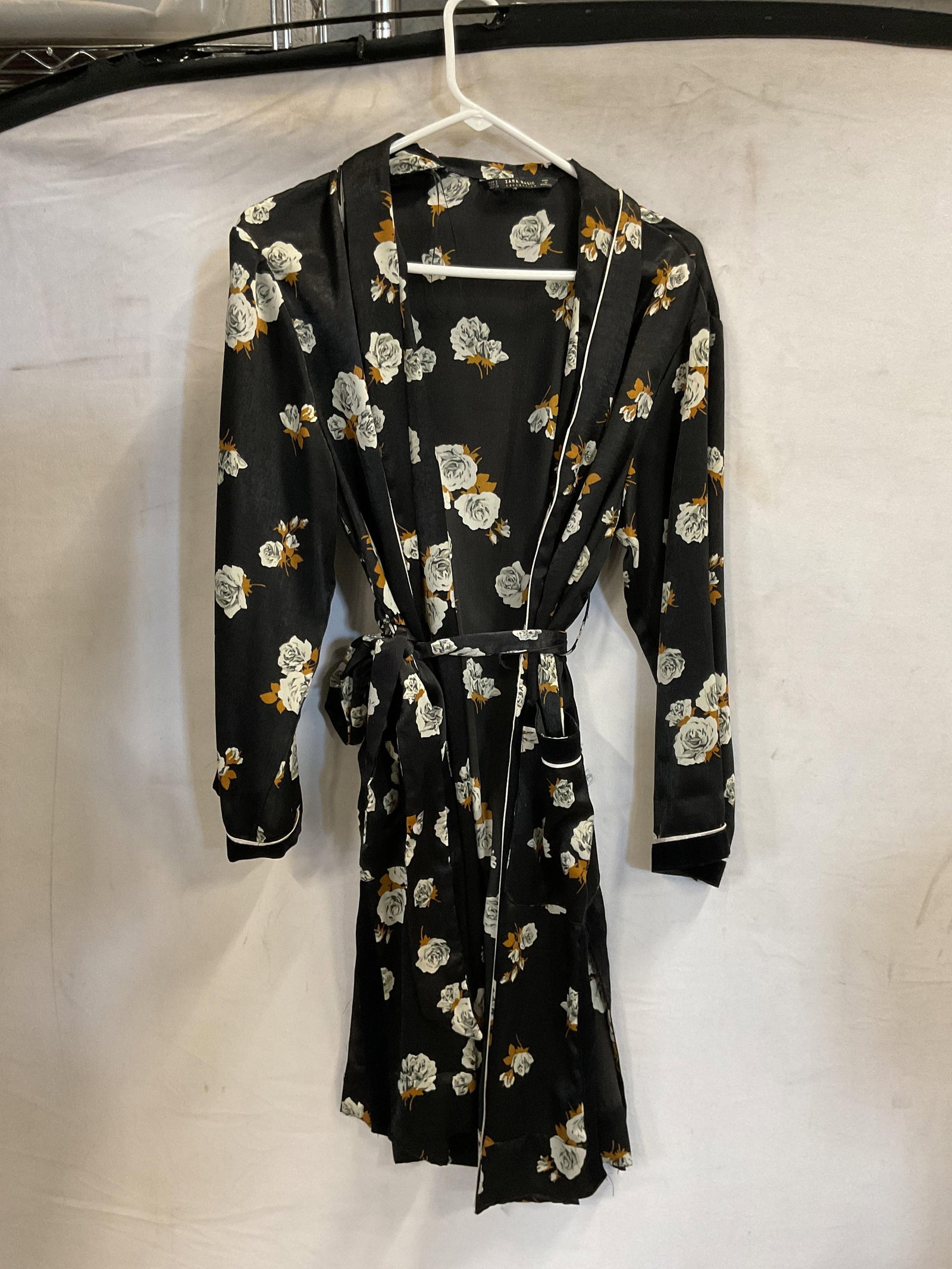 Zara basic collection floral robe - 4