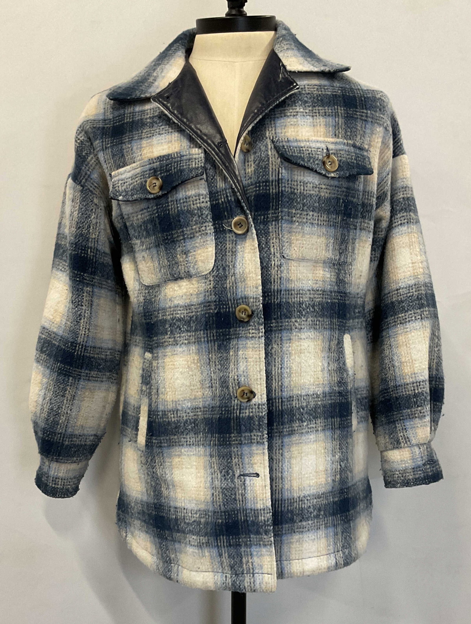 APPARIS blue plaid coat. (1 of 7)