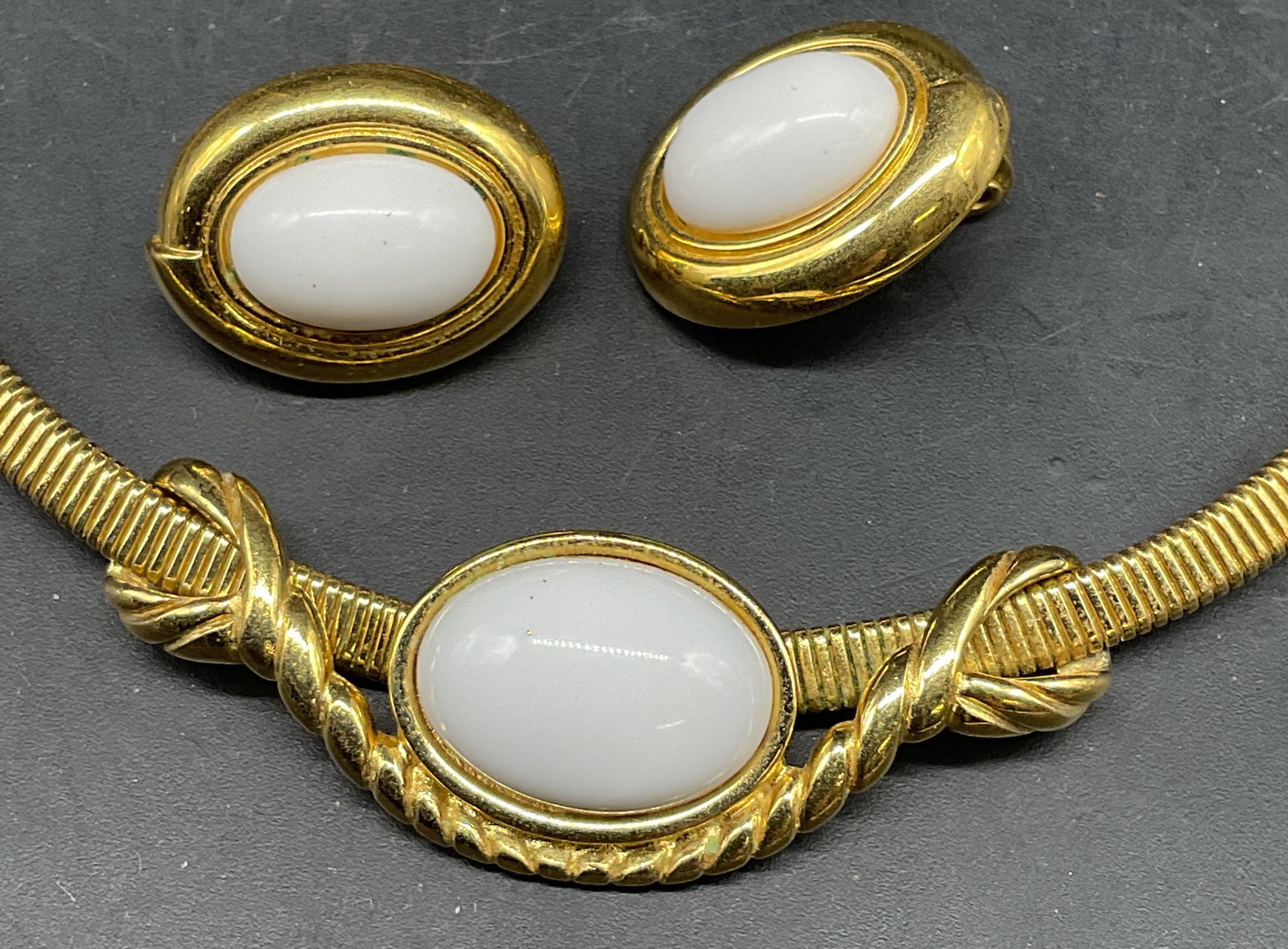 Lot 2 Monet Gold Tone Necklace & Earring Set (1 of 6)