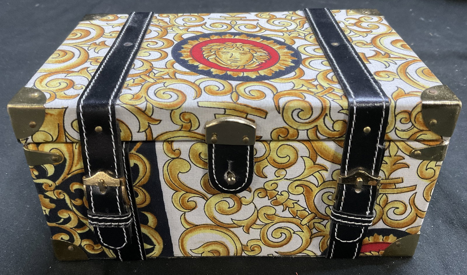 VTG Gianni Versace Style Medusa Vanity Trunk Box (1 of 7)