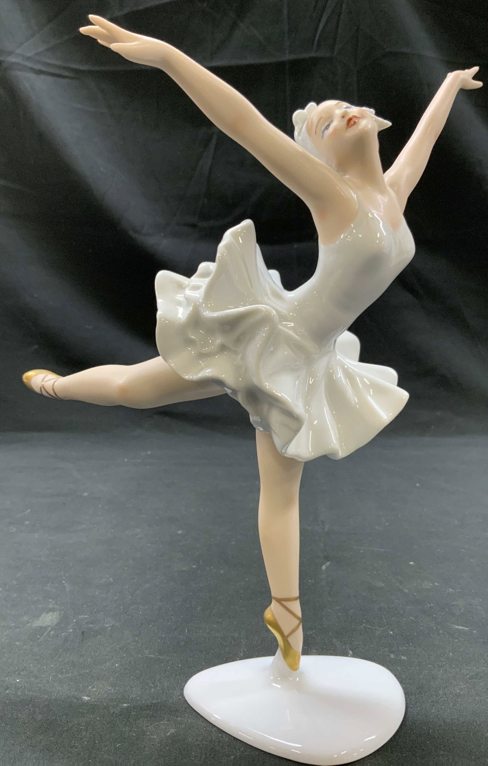 Vtg Wallendorf Porcelain Ballerina Fig. Germany